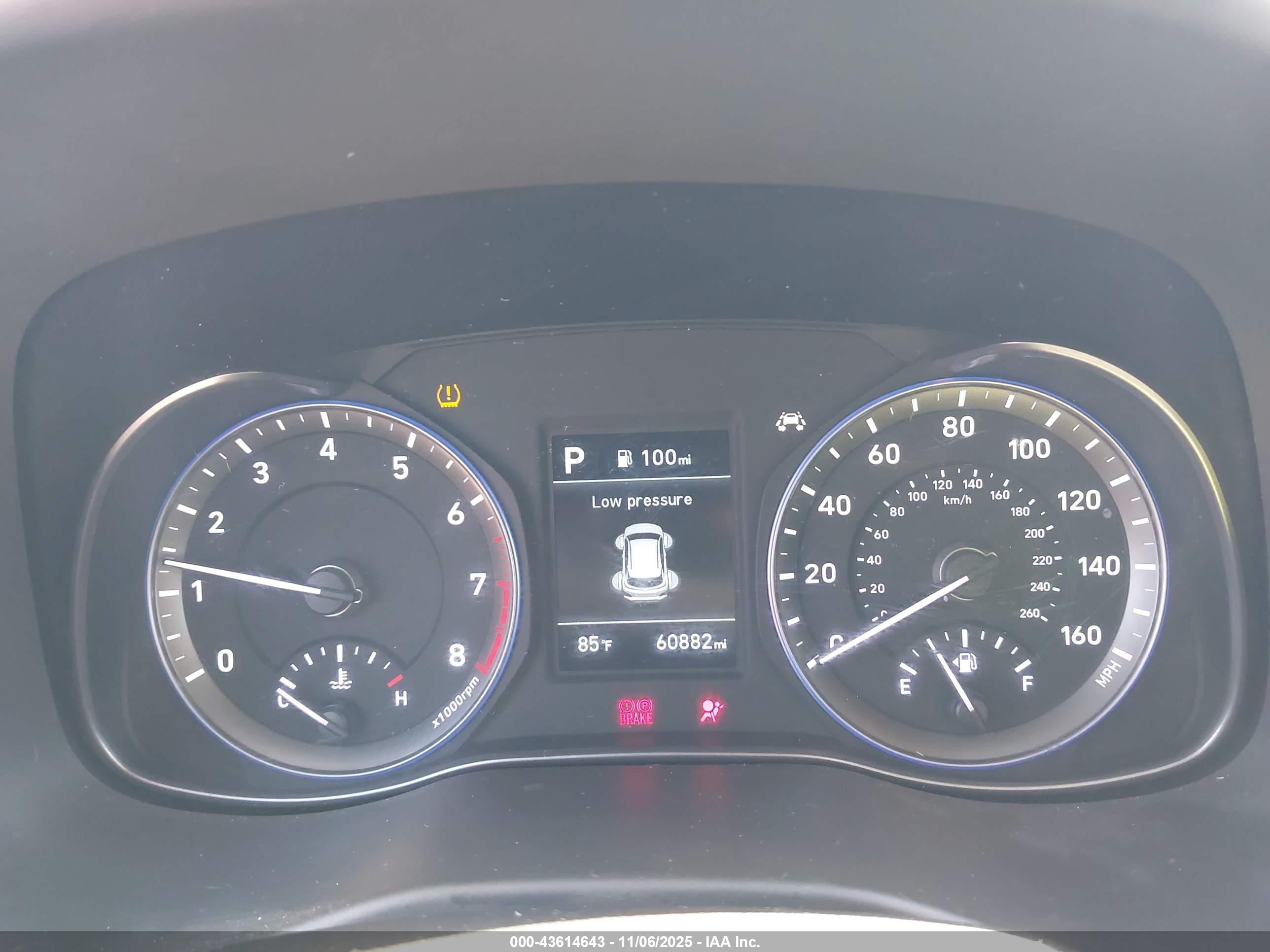 HYUNDAI KONA image 7