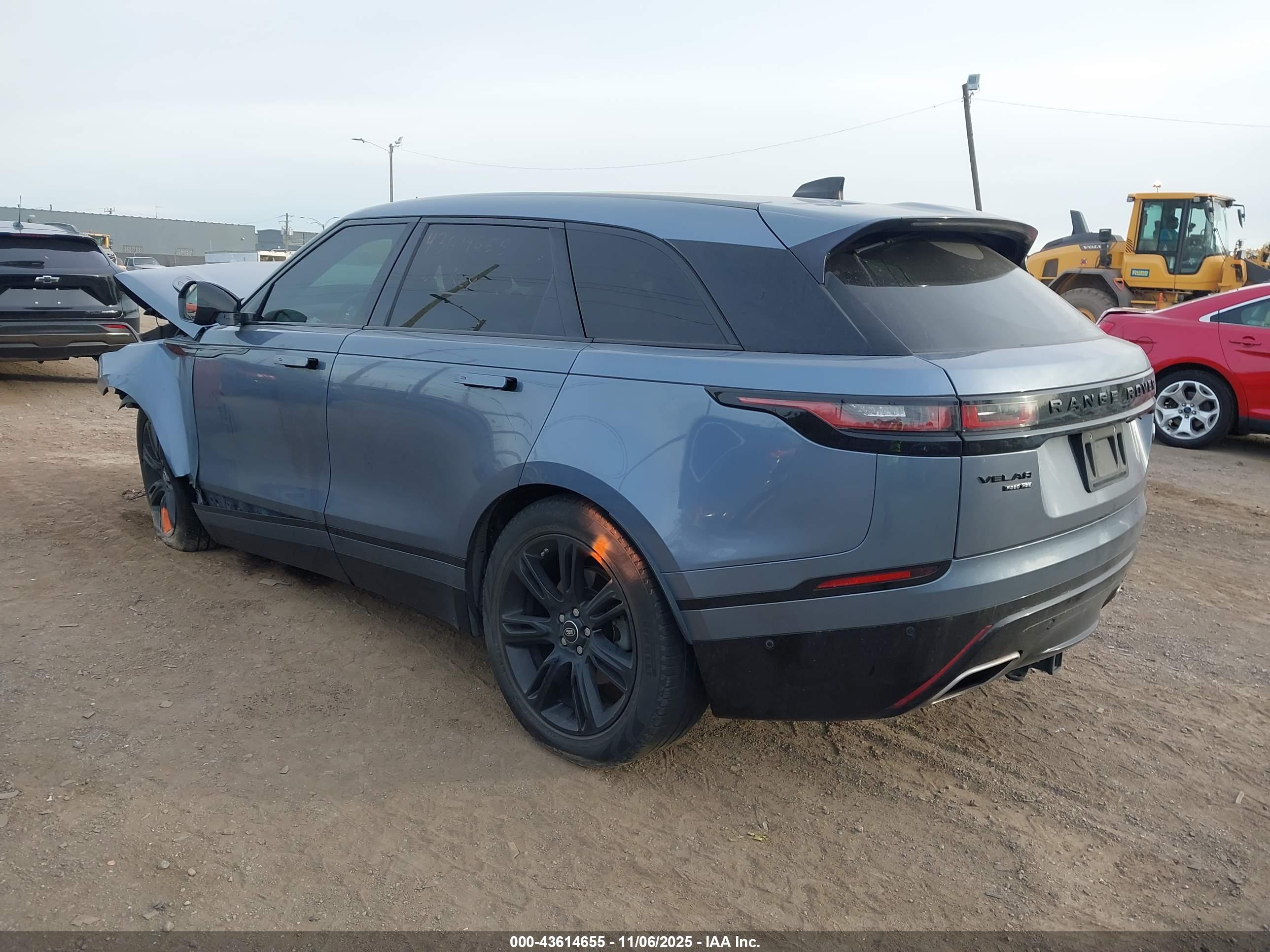 LAND ROVER image 3