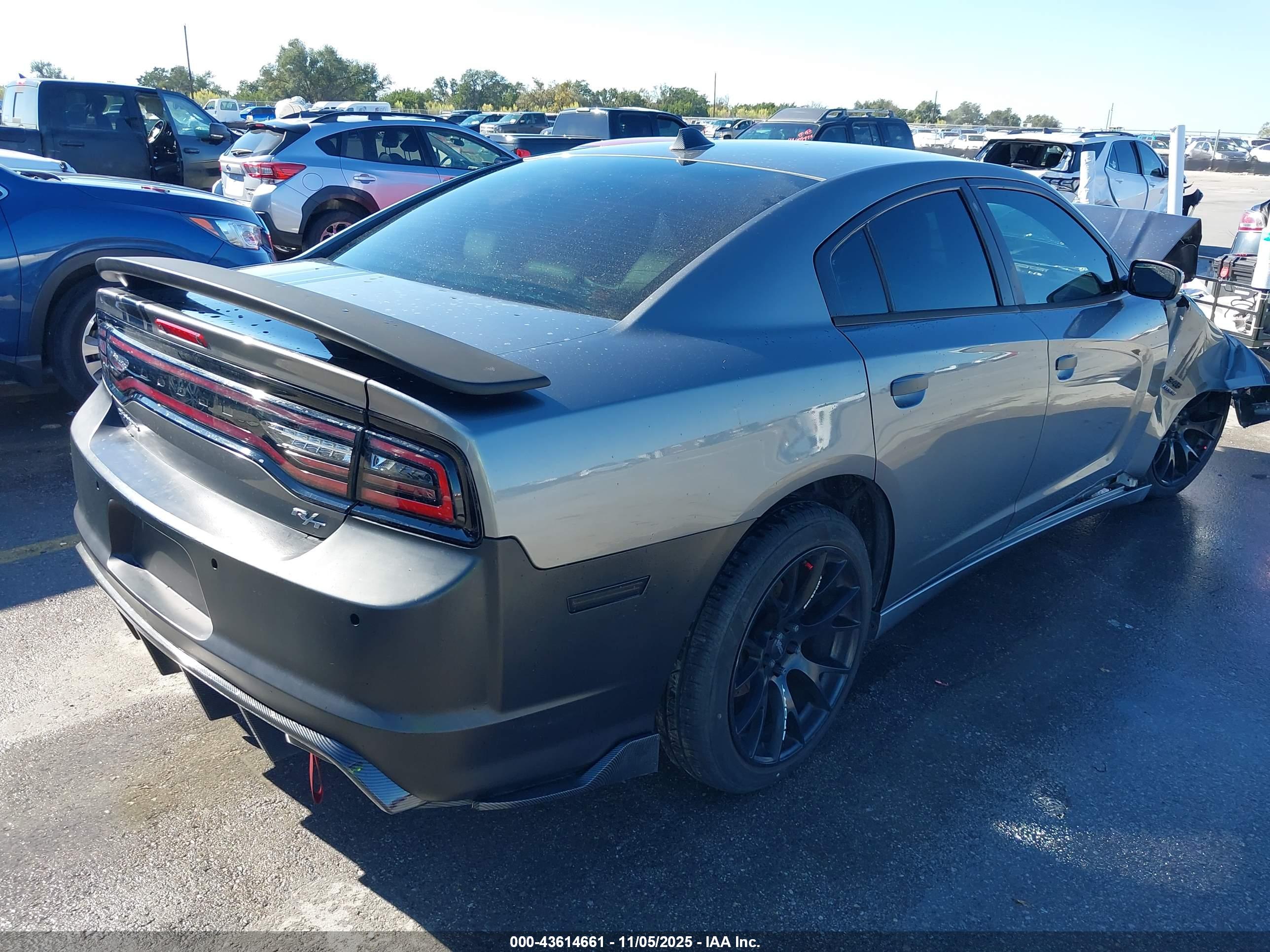 DODGE CHARGER image 4