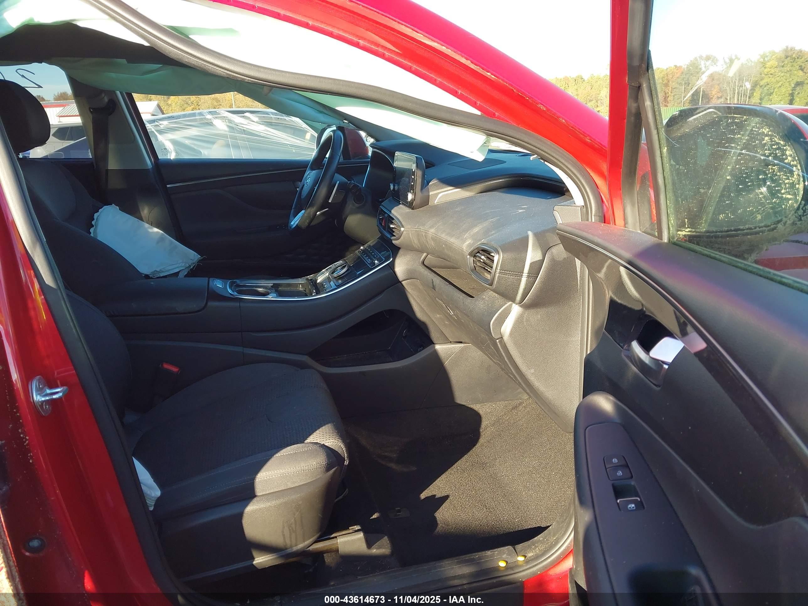 HYUNDAI SANTA image 5