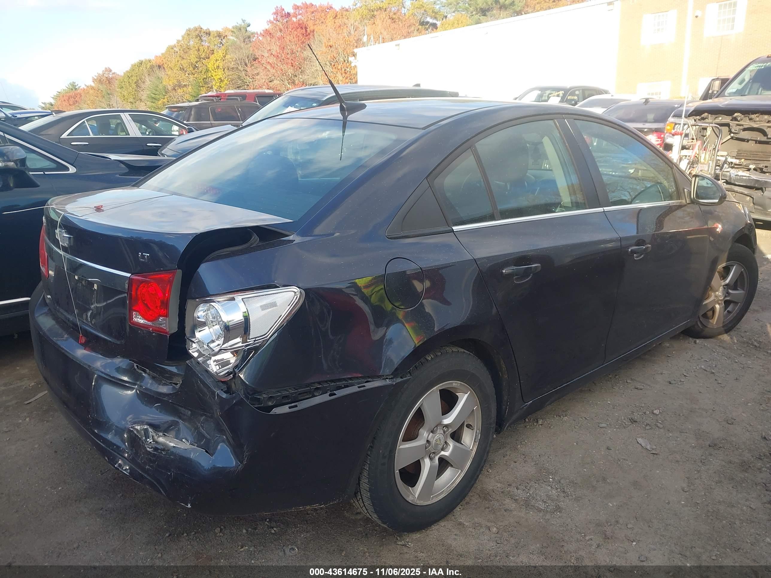 CHEVROLET CRUZE image 4
