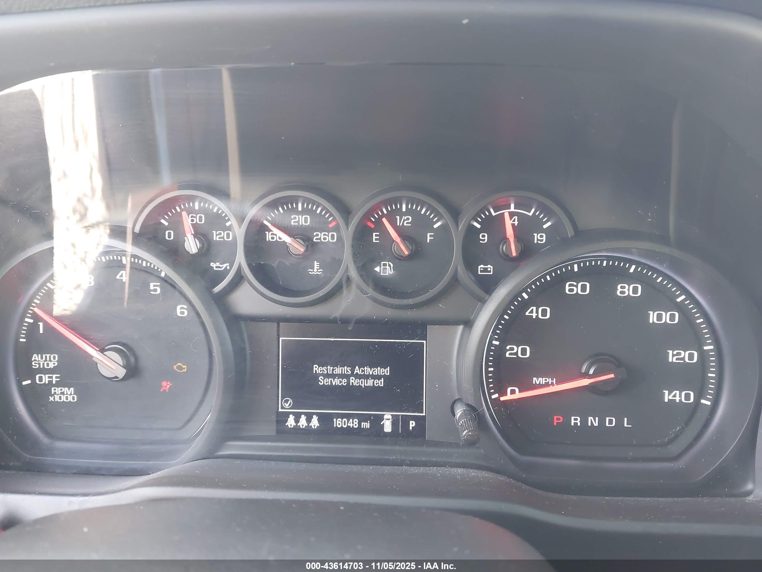 CHEVROLET SILVERADO image 7