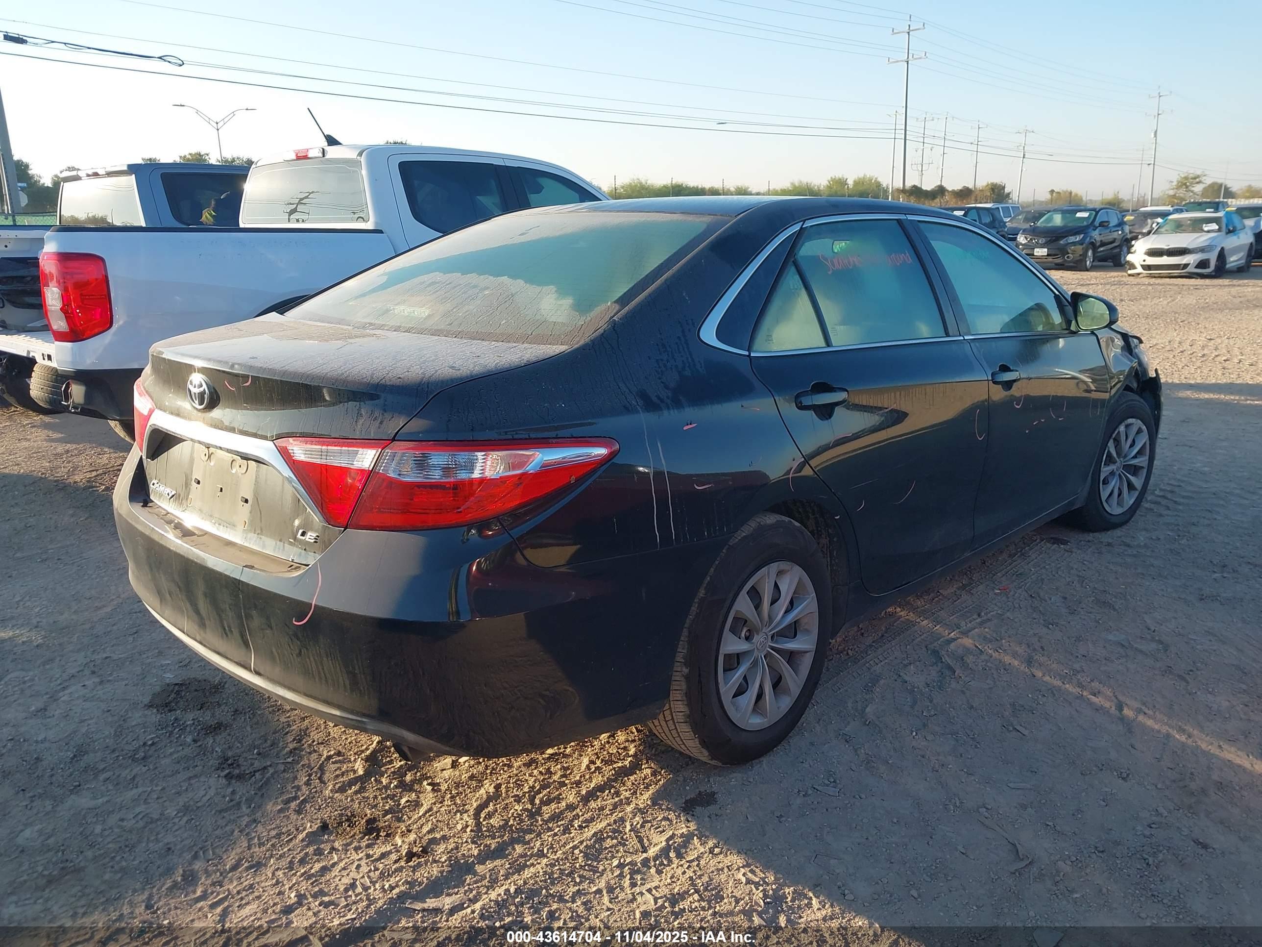 TOYOTA CAMRY image 4