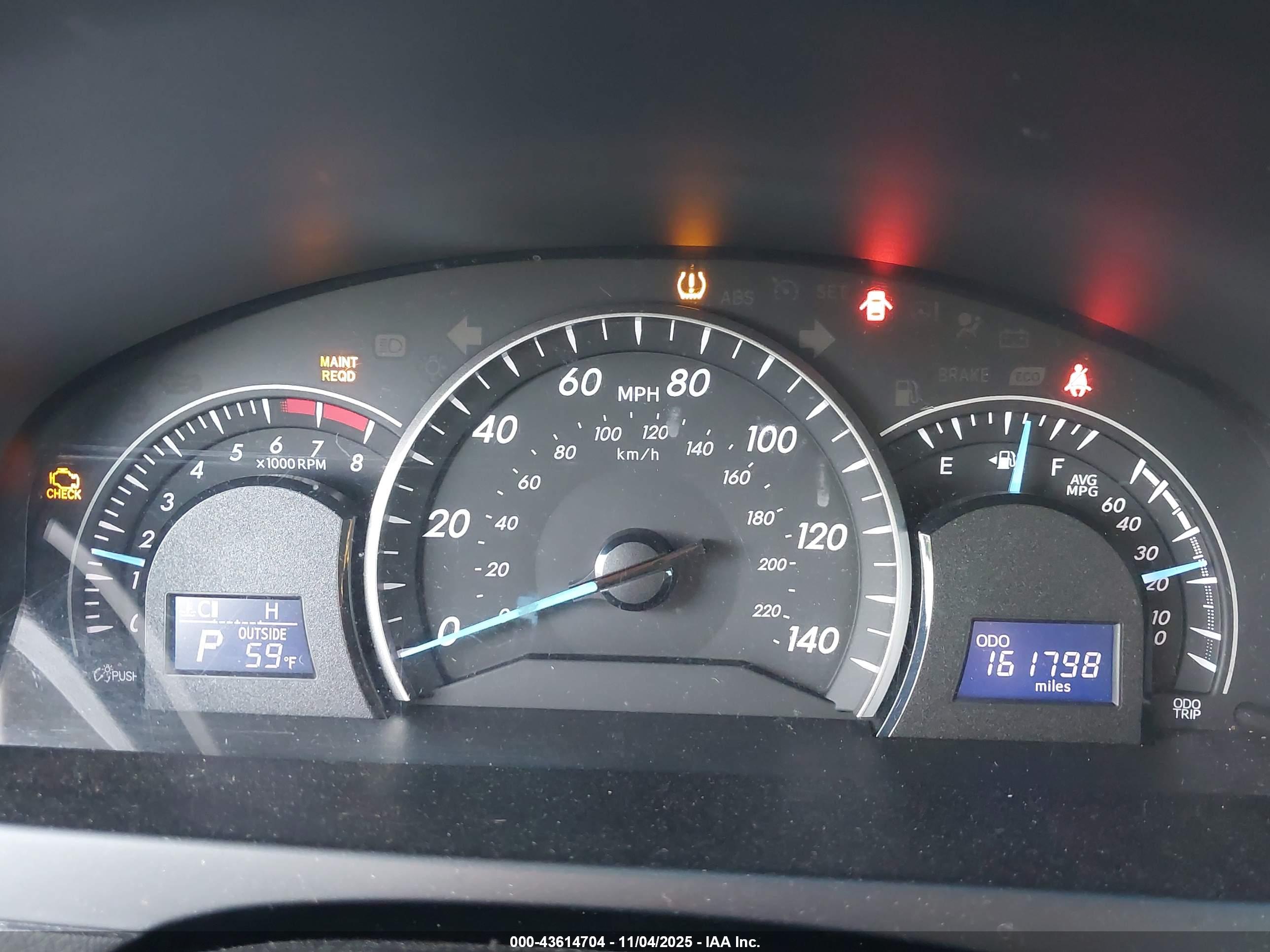 TOYOTA CAMRY image 7