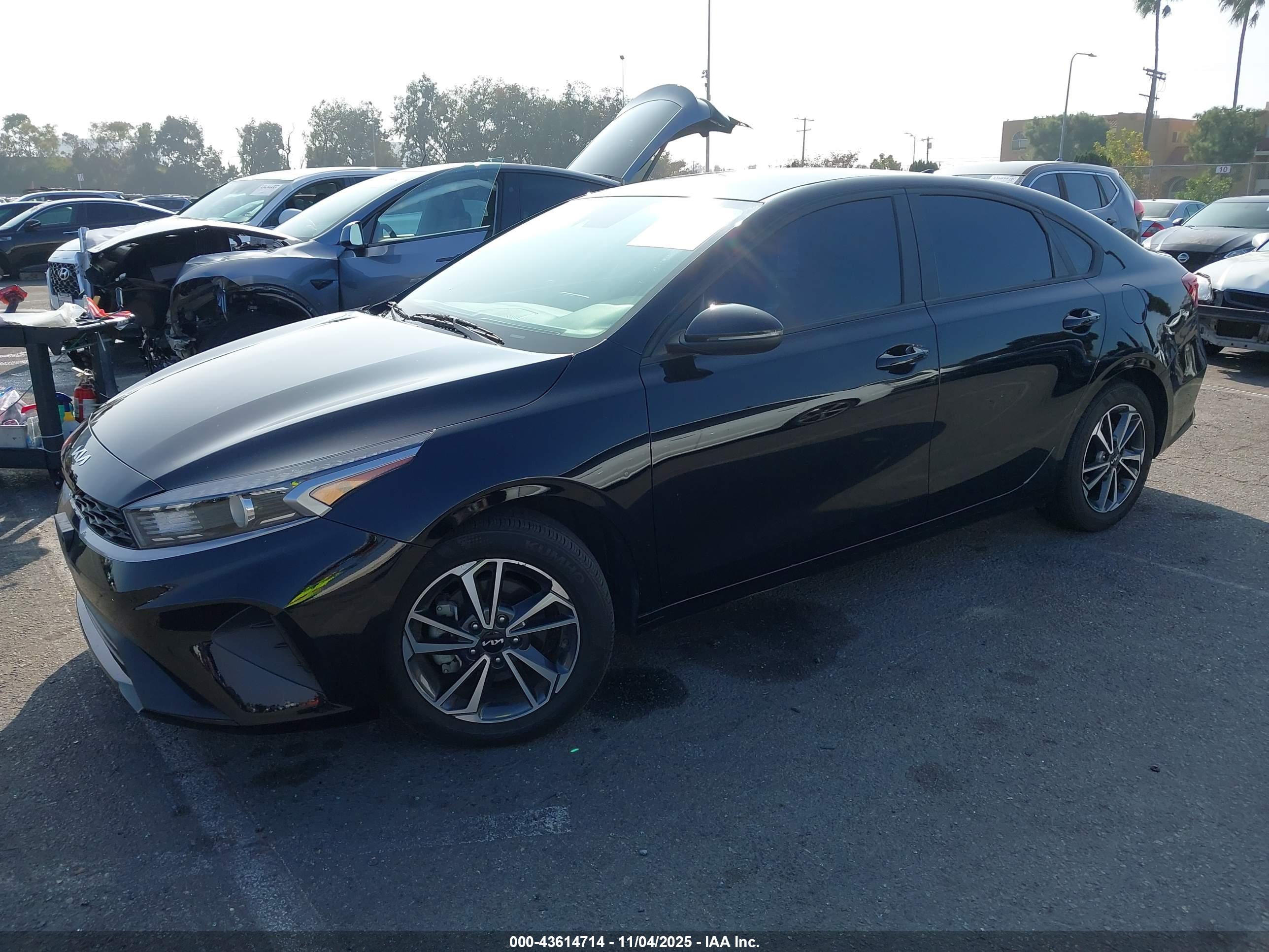KIA FORTE image 2