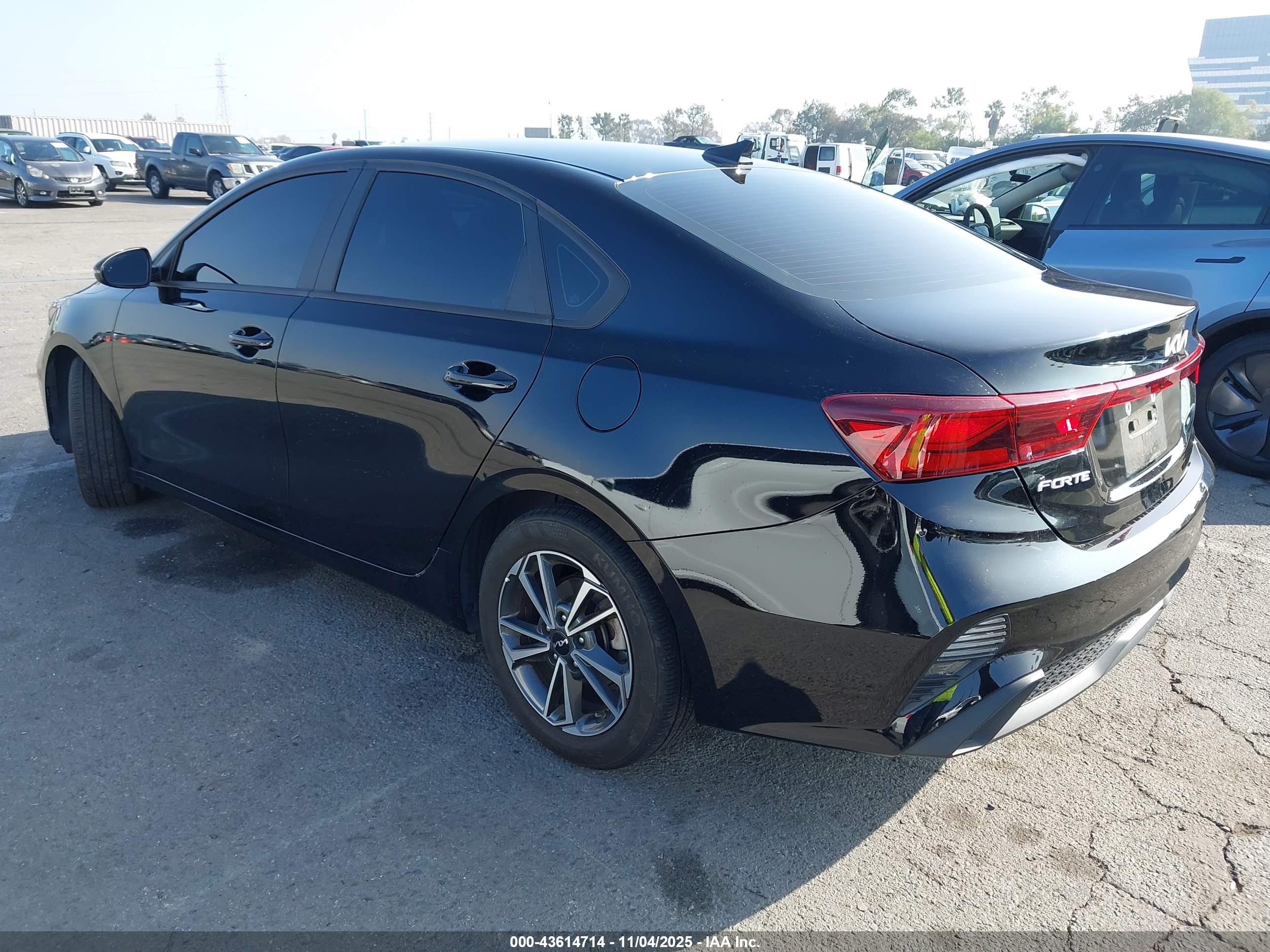 KIA FORTE image 3