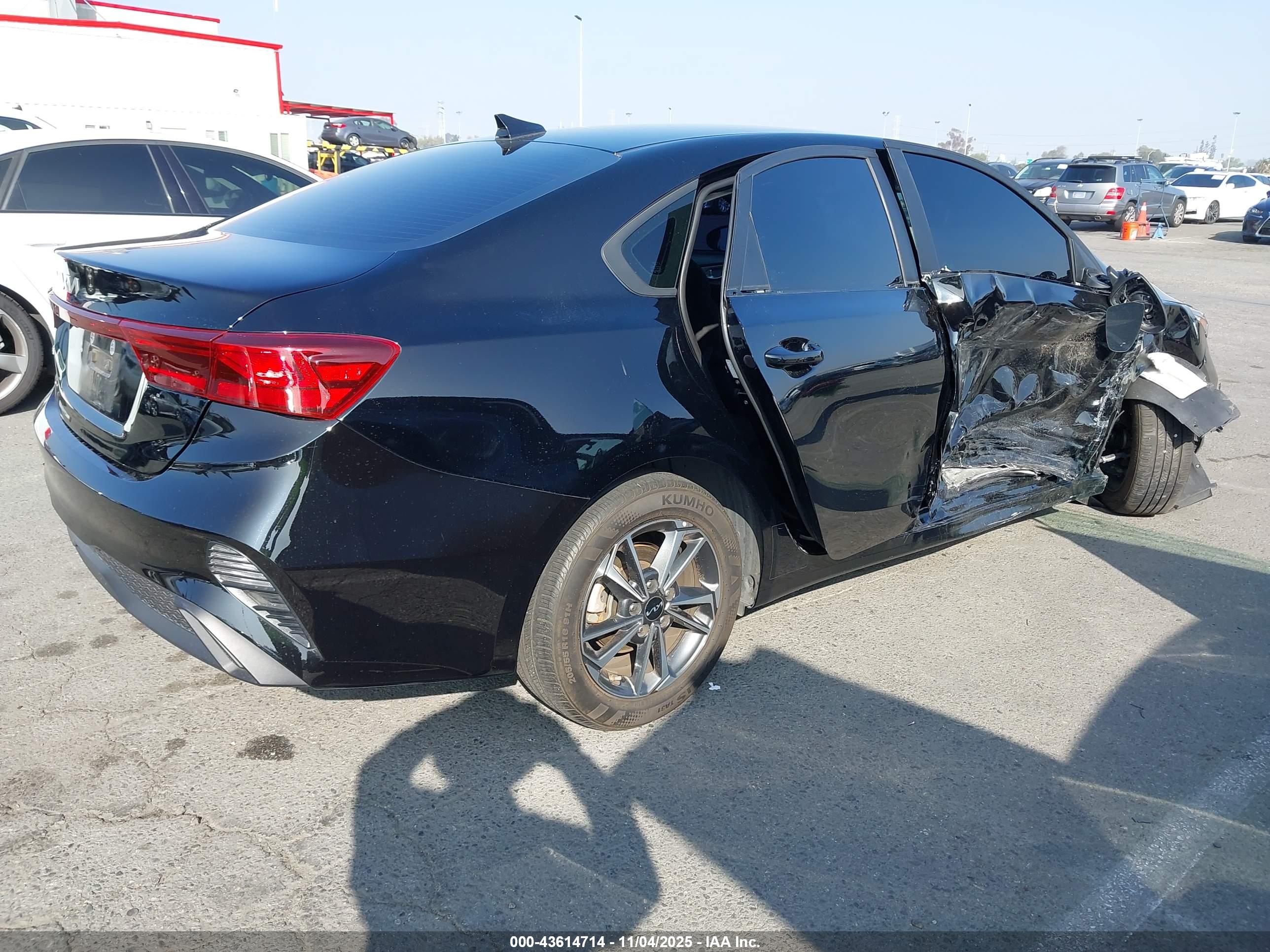 KIA FORTE image 4