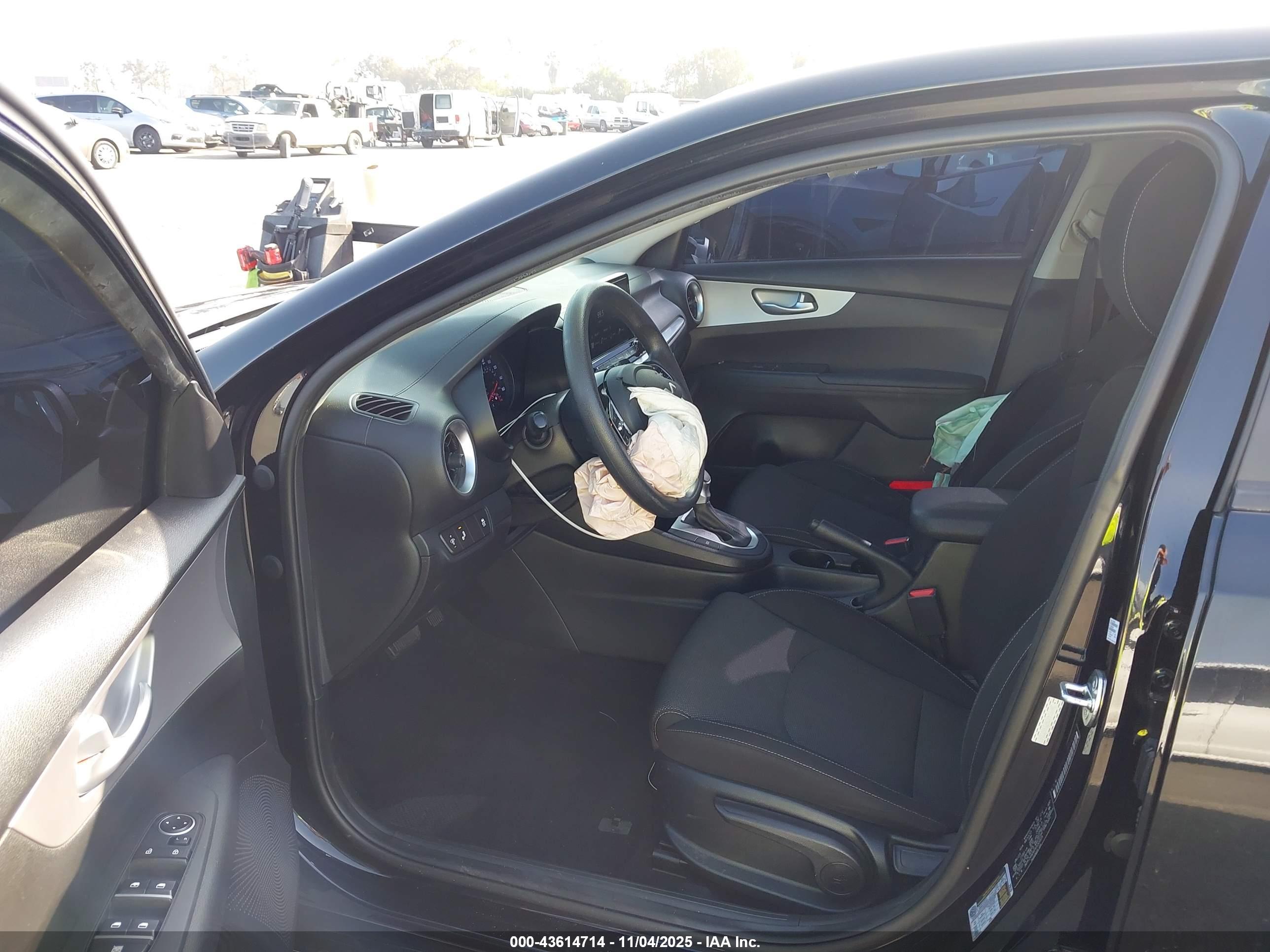 KIA FORTE image 5