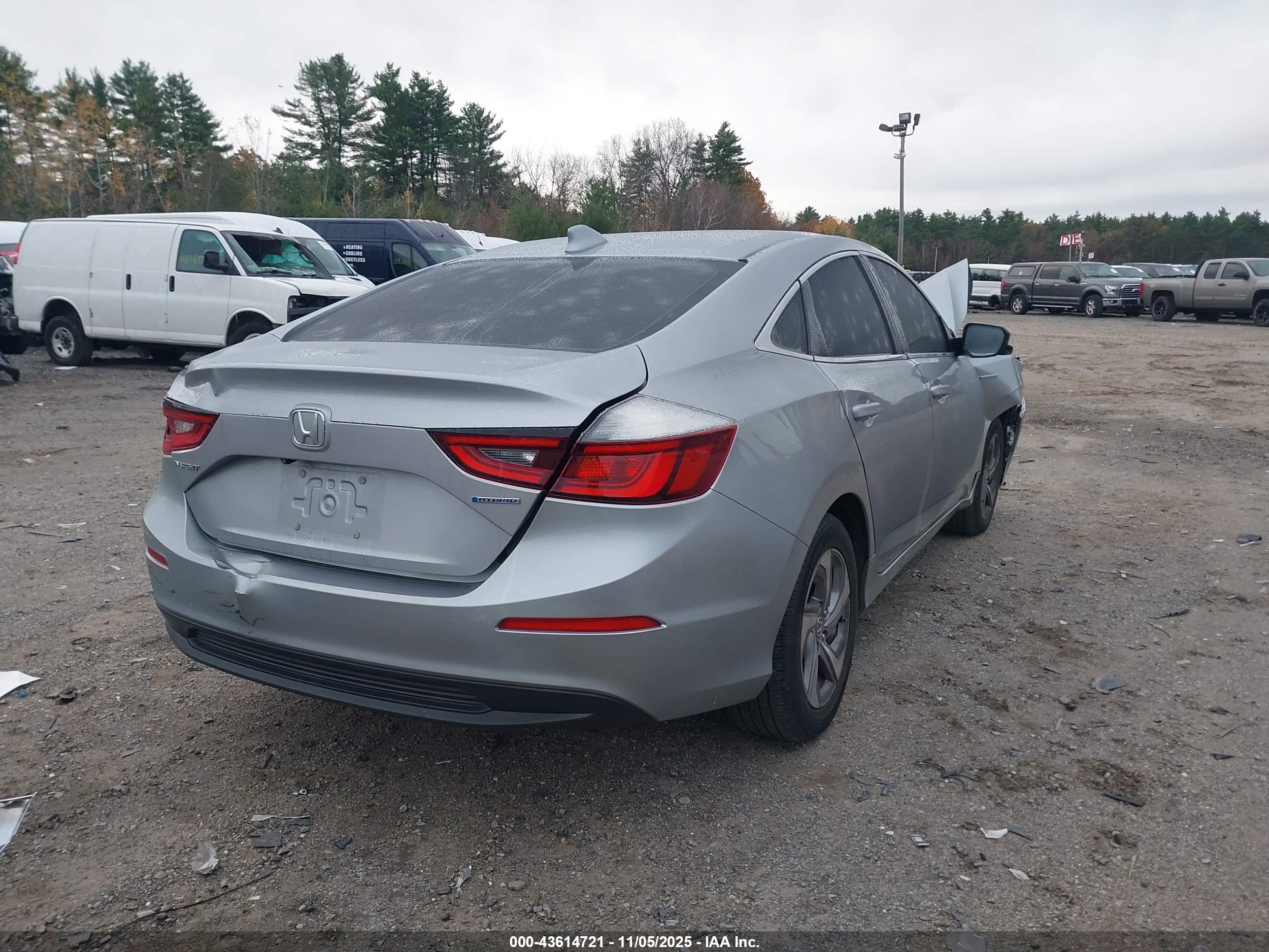 HONDA INSIGHT image 4