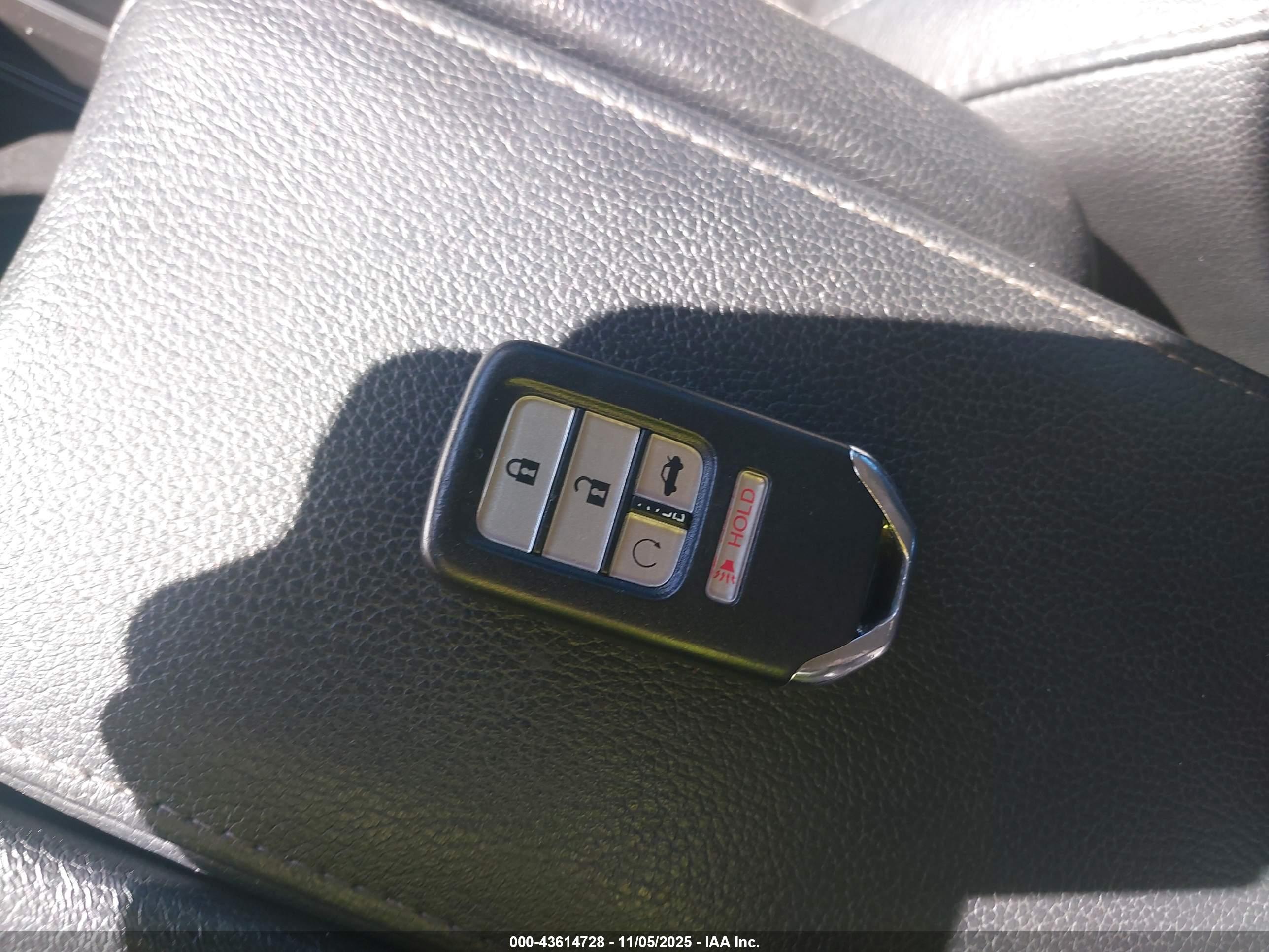 HONDA CIVIC image 11