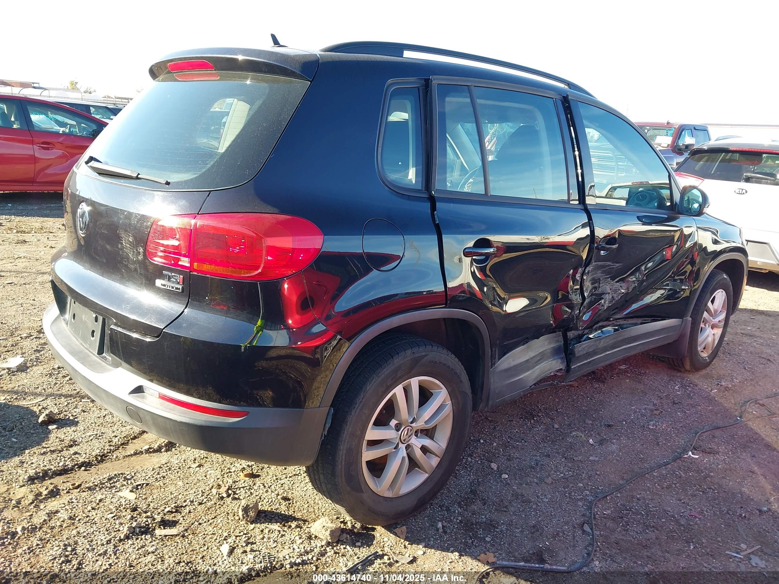 VOLKSWAGEN TIGUAN image 4