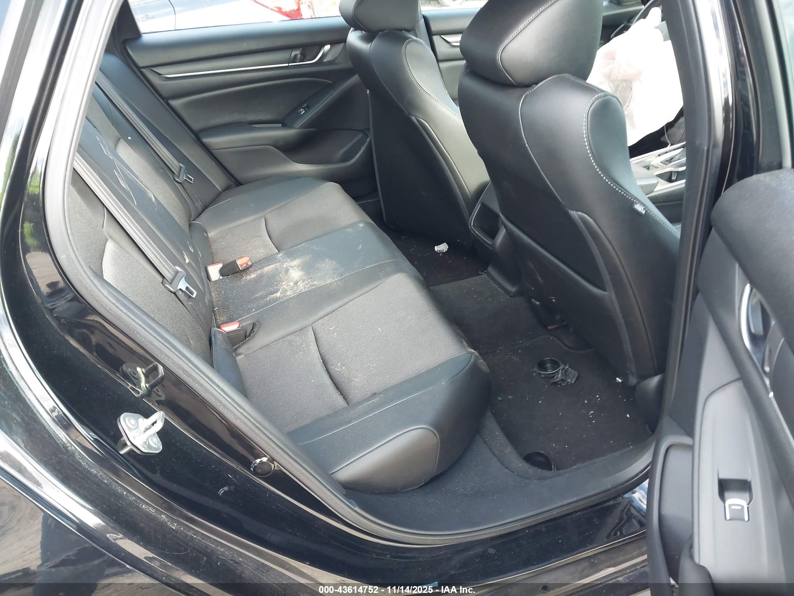 HONDA ACCORD image 8