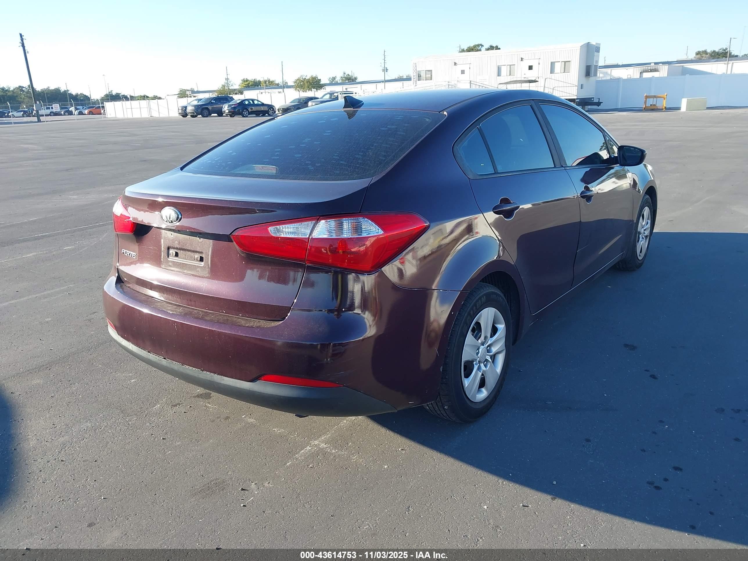 KIA FORTE image 4