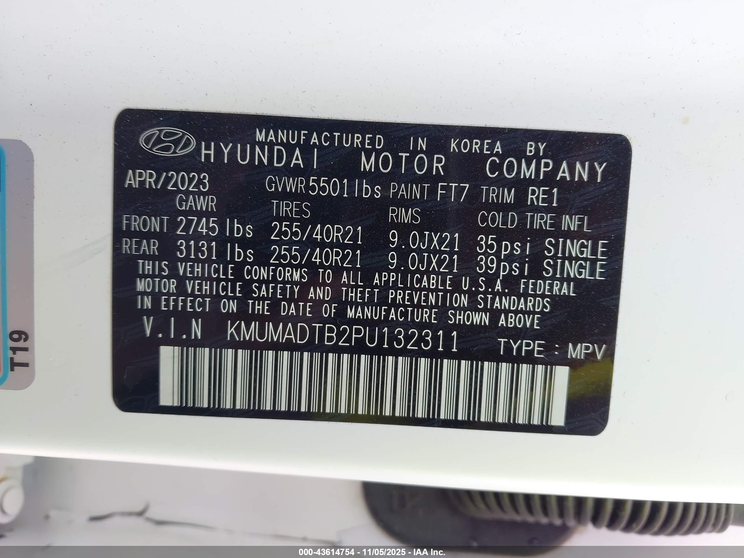 GENESIS GV70 image 9