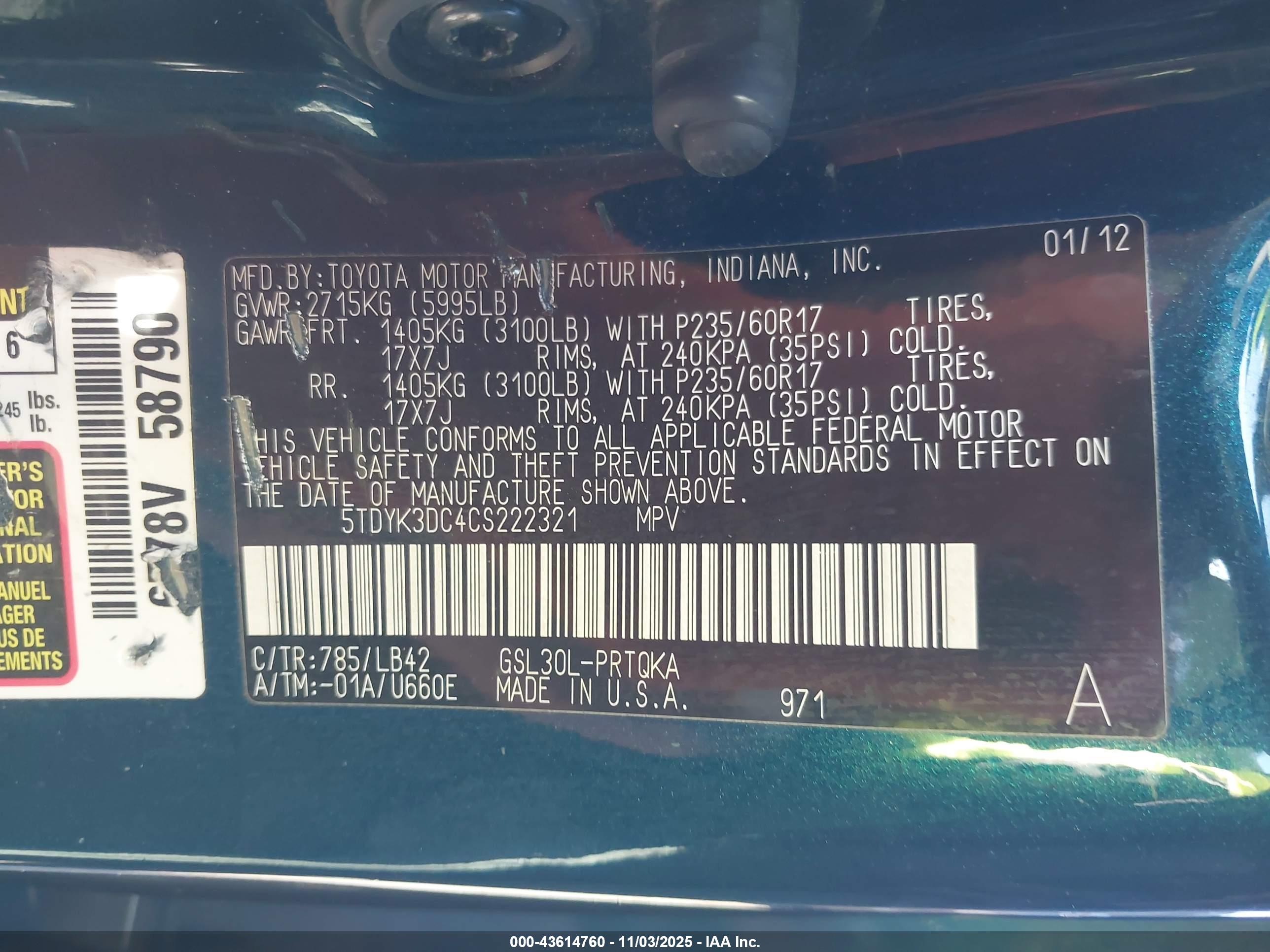 TOYOTA SIENNA image 9