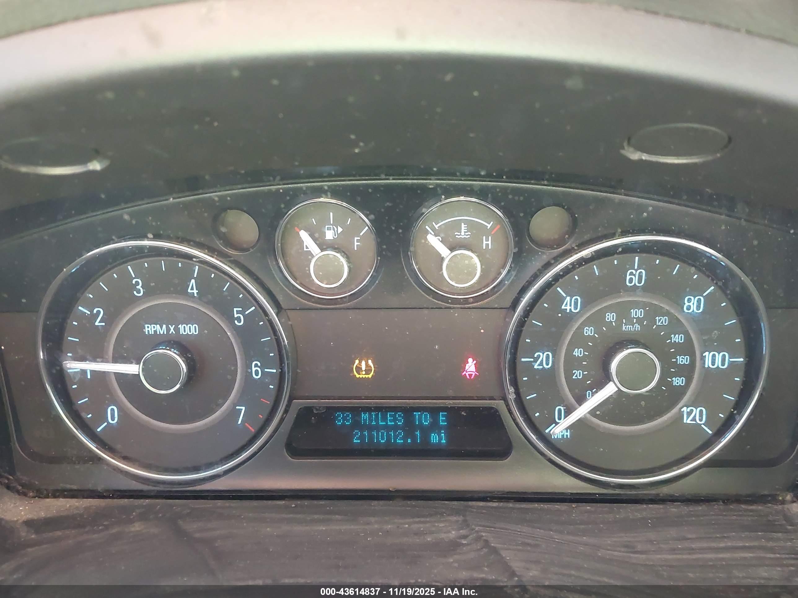 FORD FLEX image 7