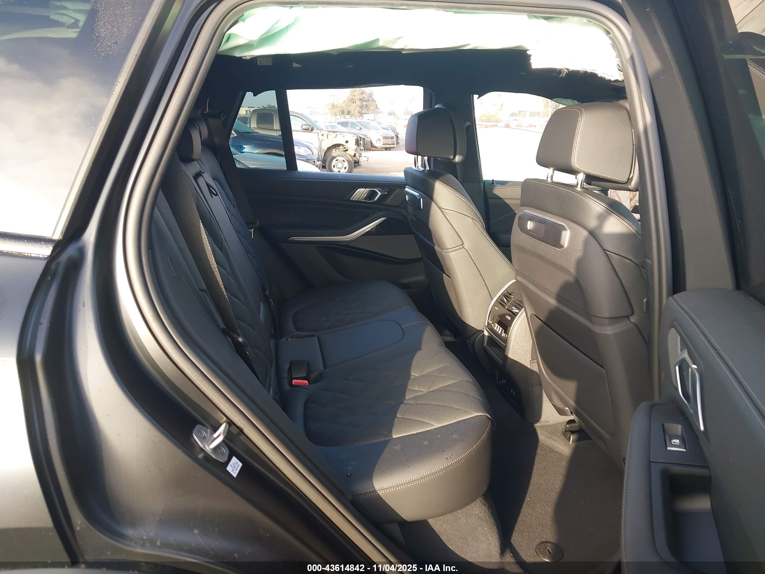 BMW X5 image 8