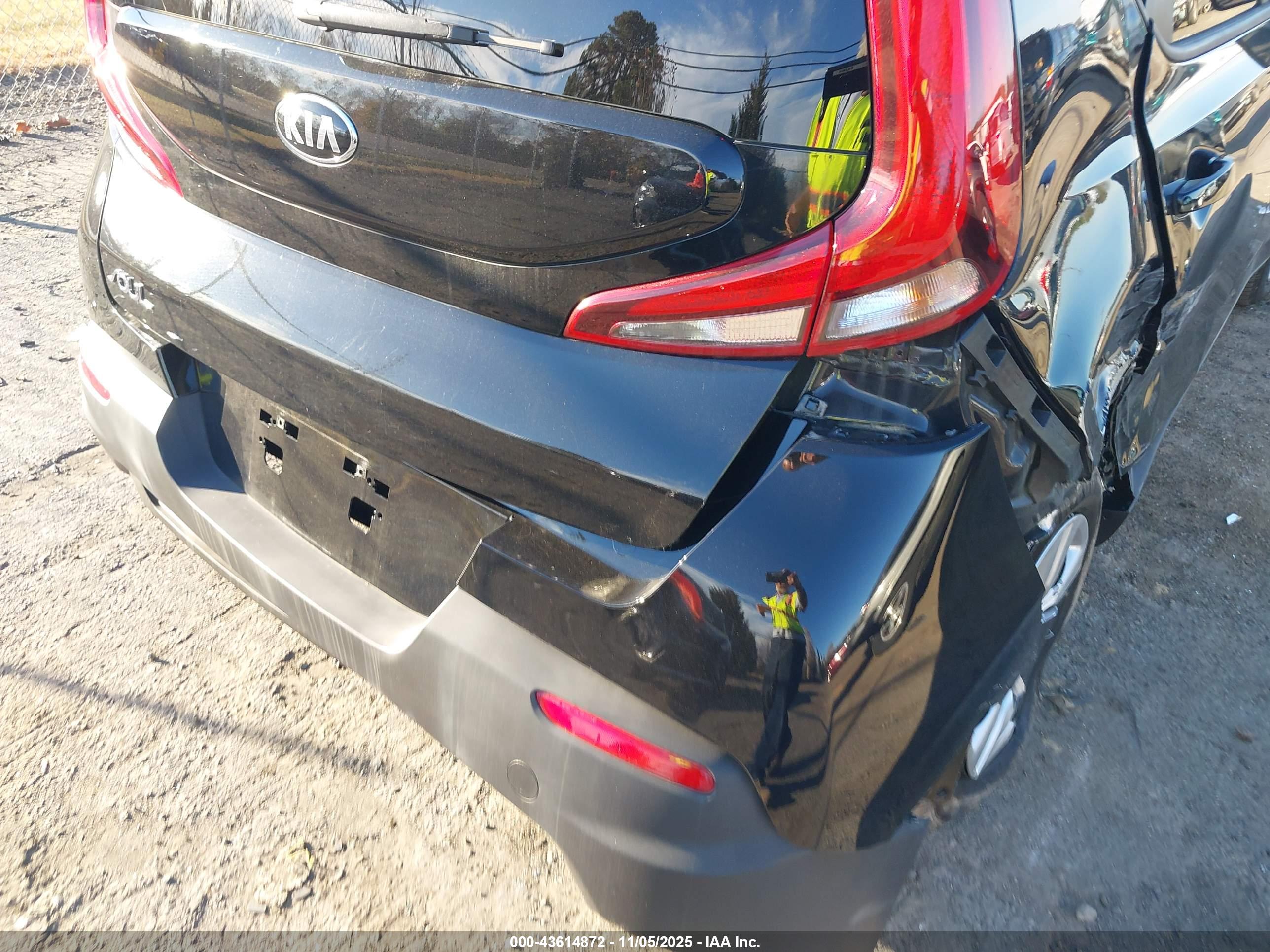 KIA SOUL image 6