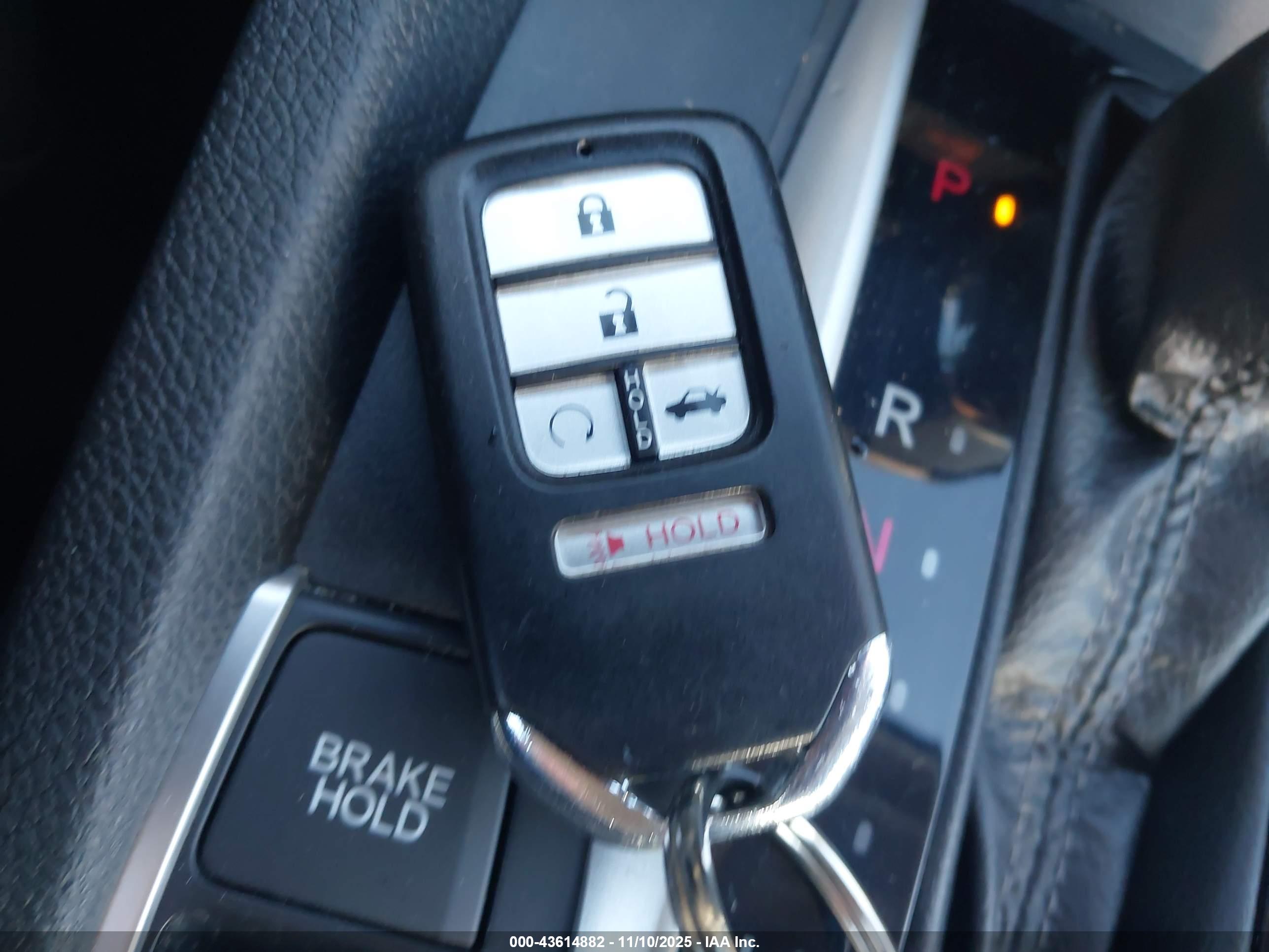 HONDA CIVIC image 11
