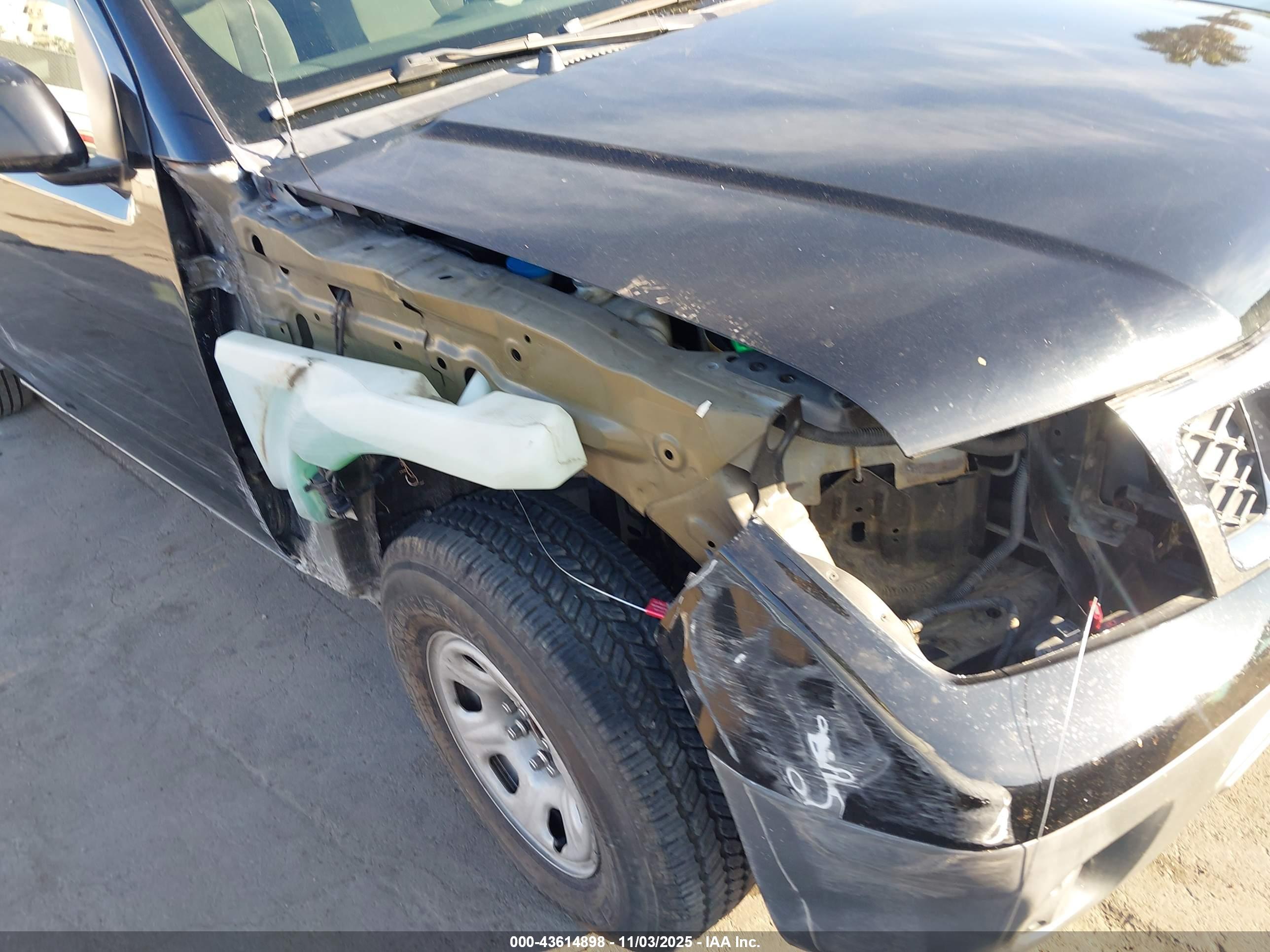 NISSAN FRONTIER image 6
