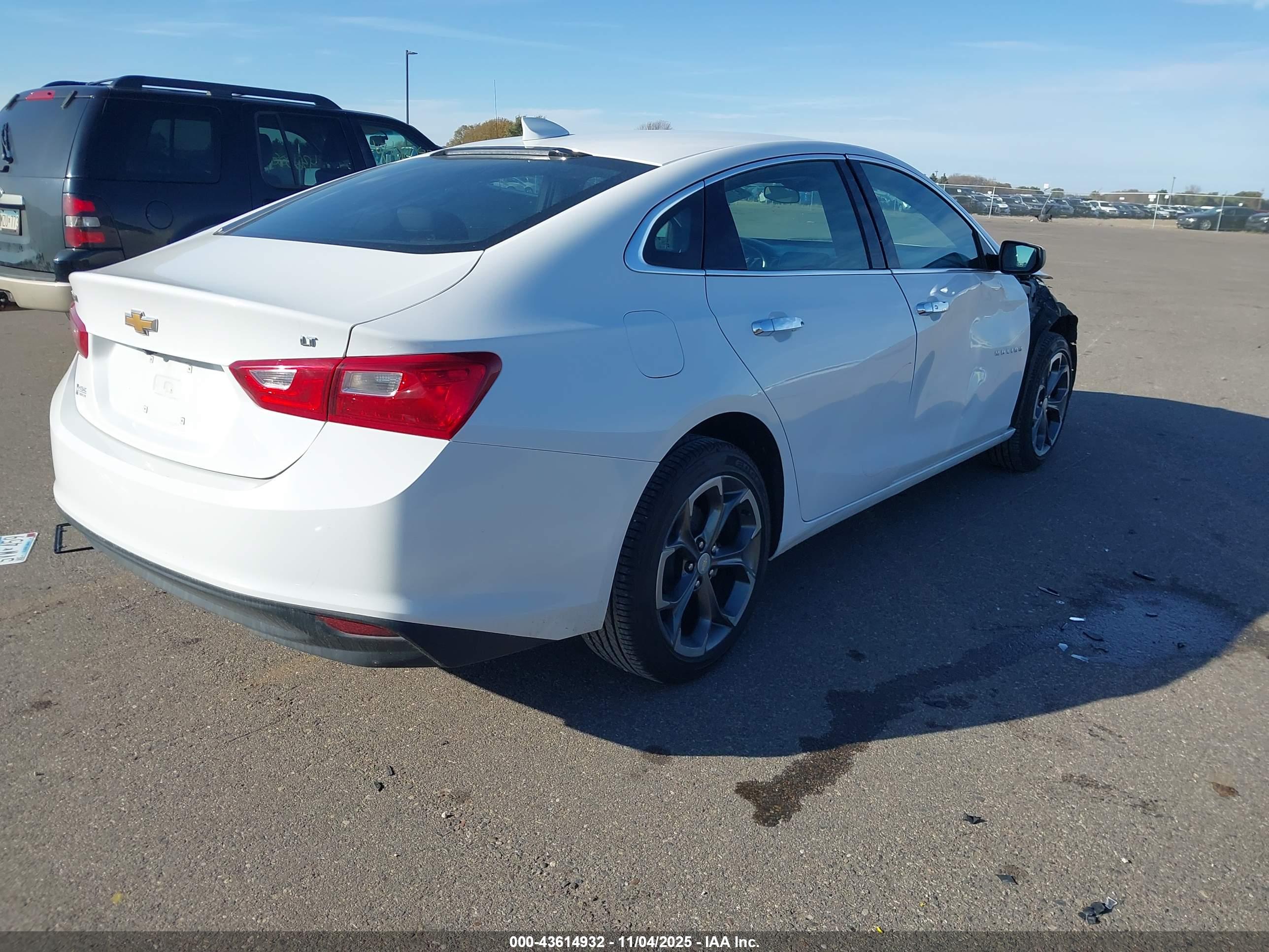 CHEVROLET MALIBU image 4