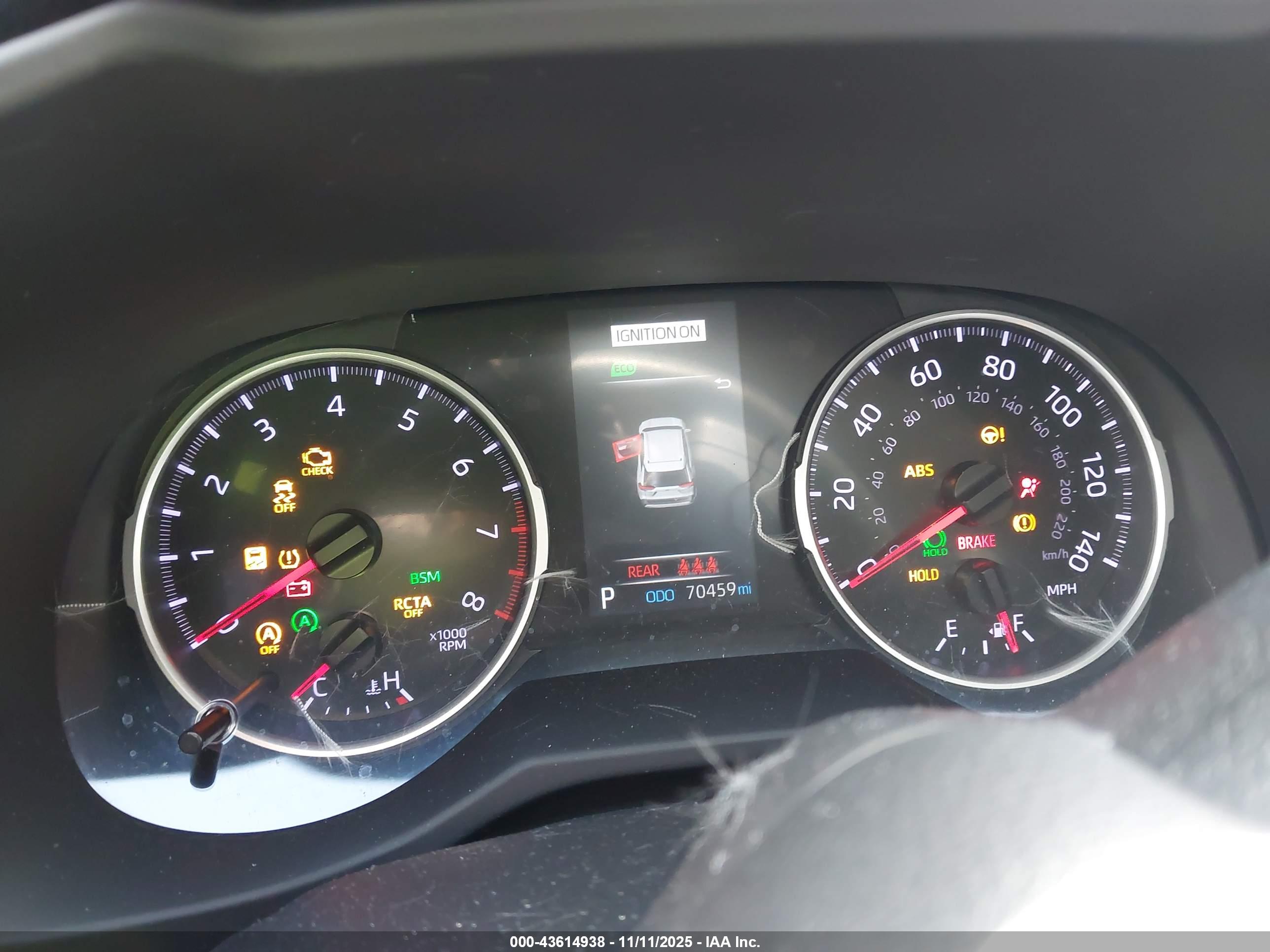 TOYOTA RAV4 image 7