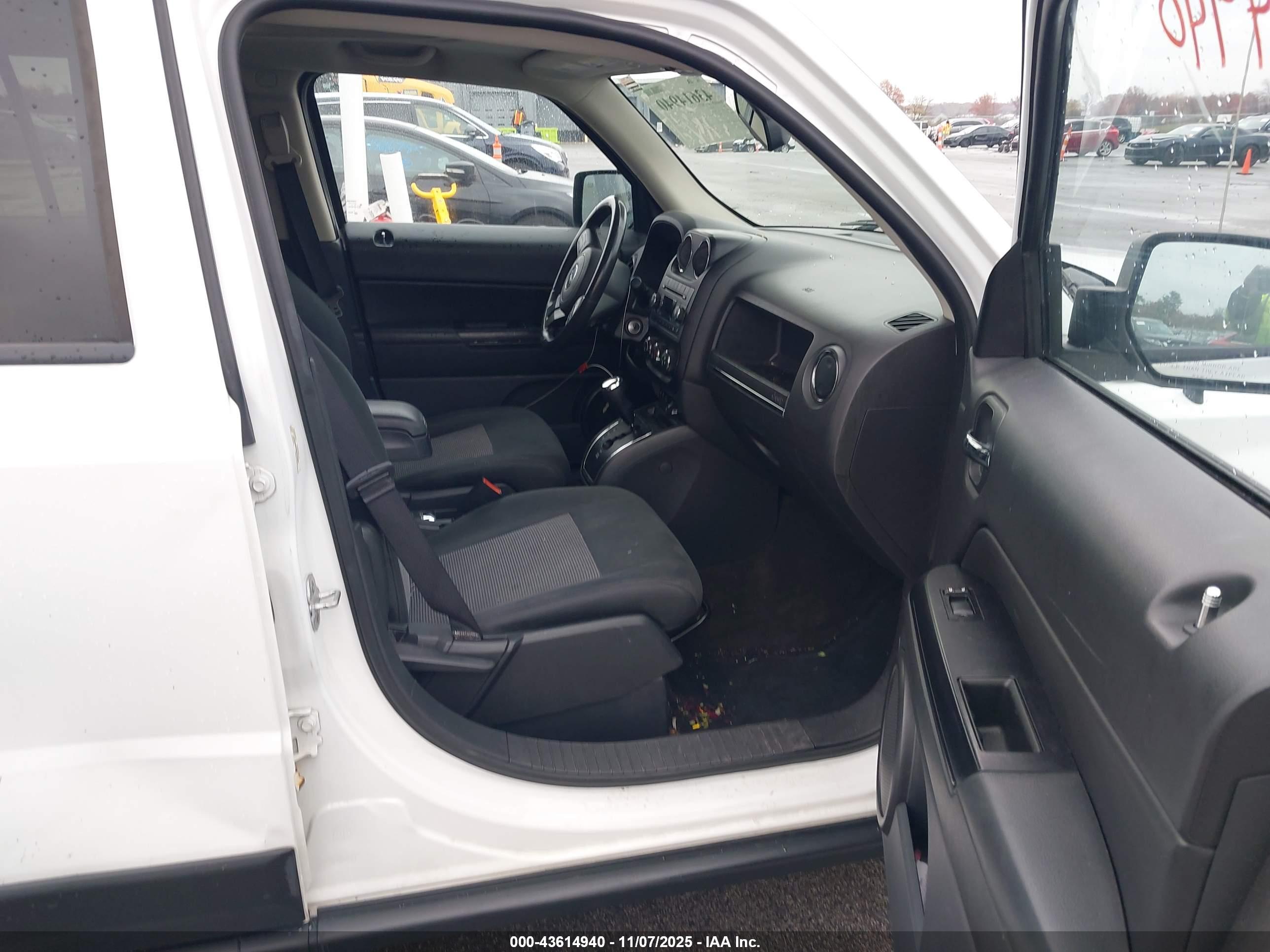 JEEP PATRIOT image 5