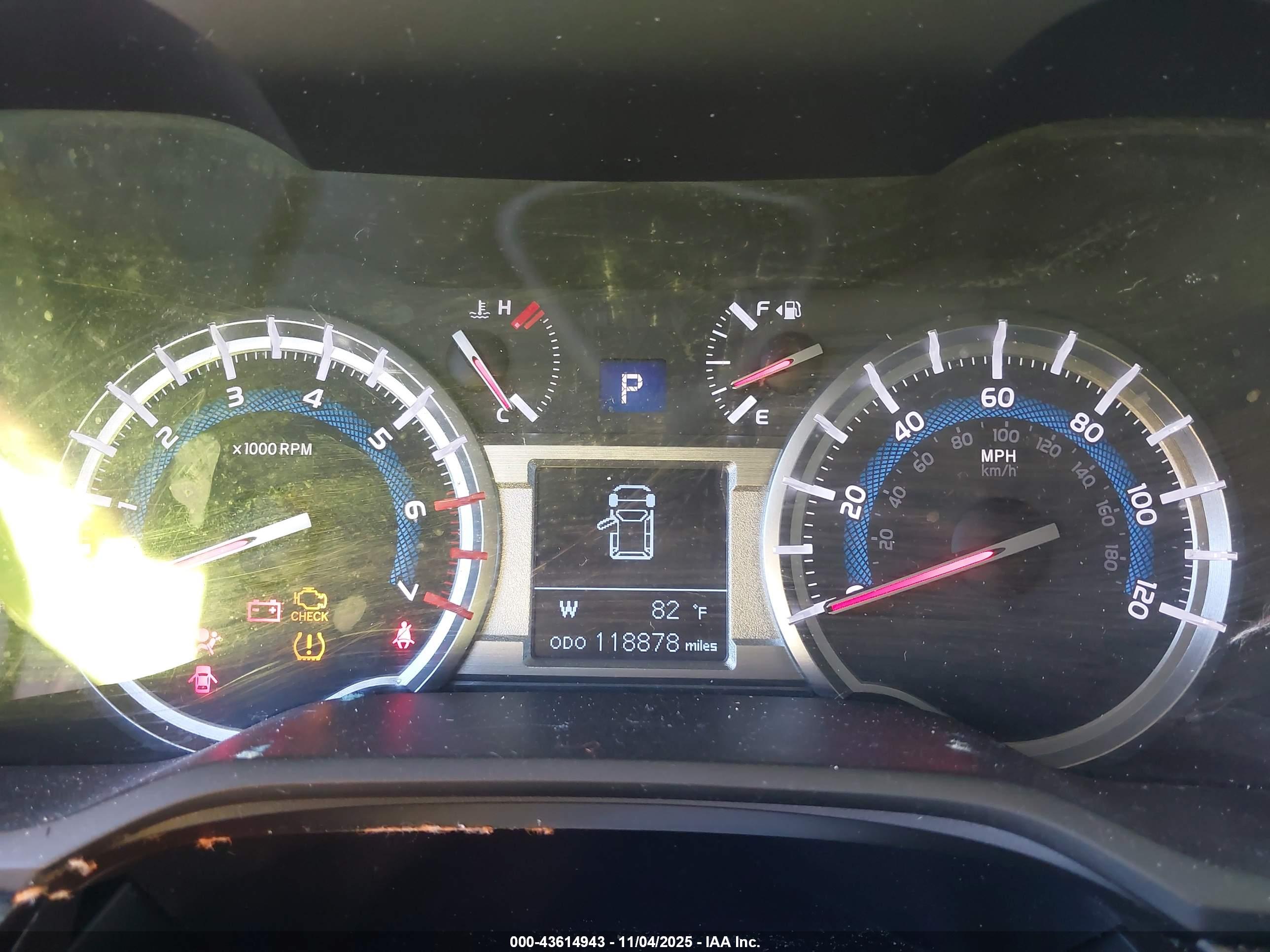 TOYOTA 4RUNNER image 7
