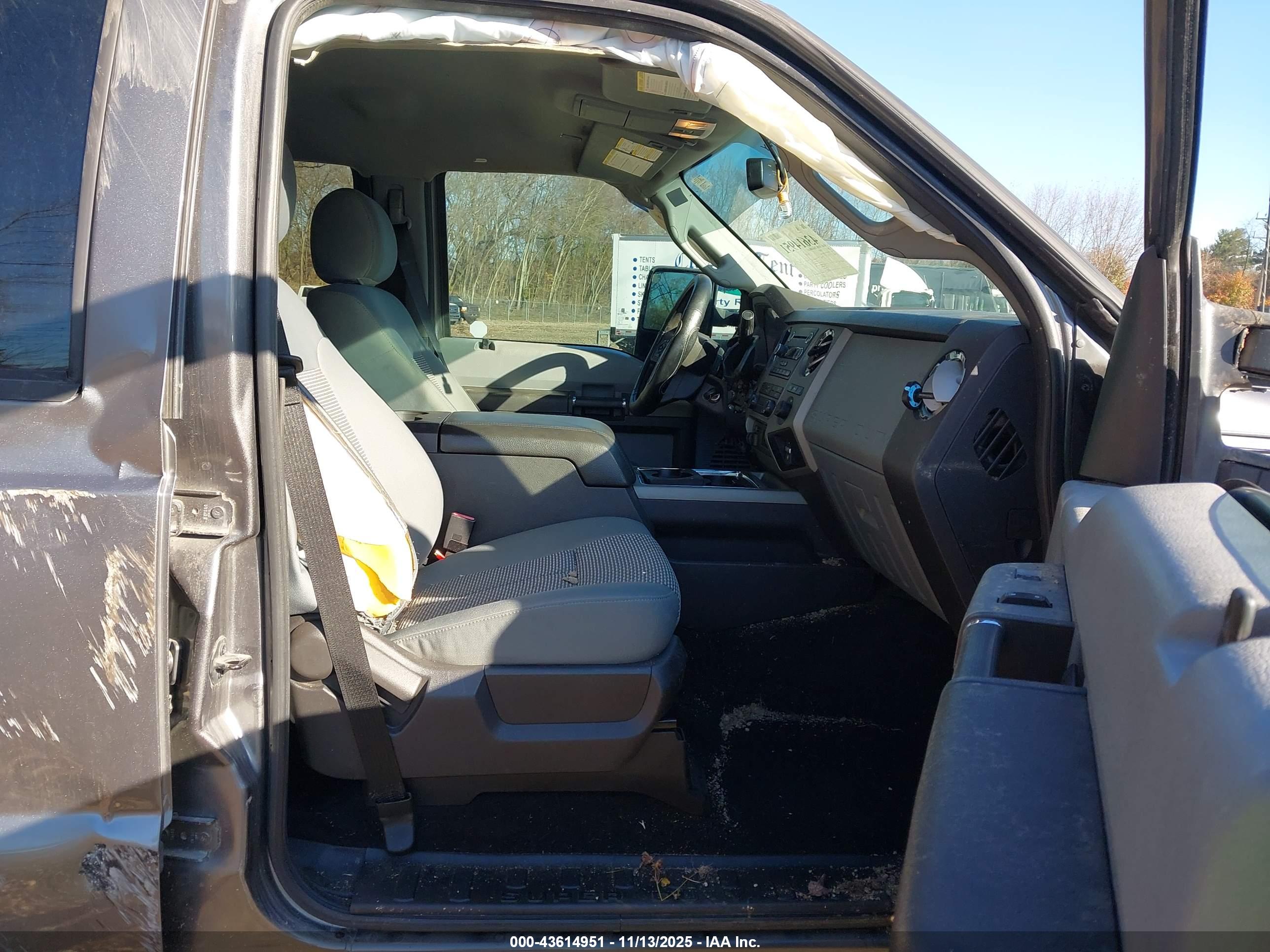 FORD F-350 image 5