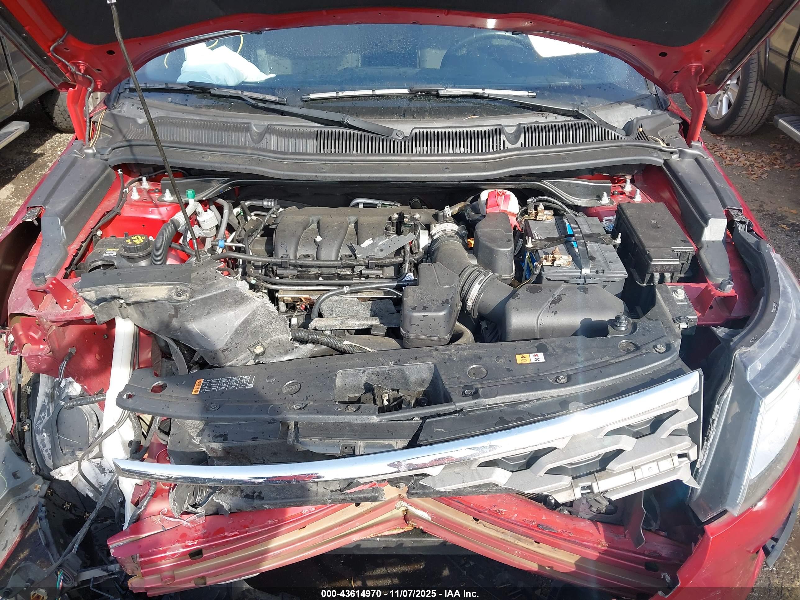 FORD EXPLORER image 10