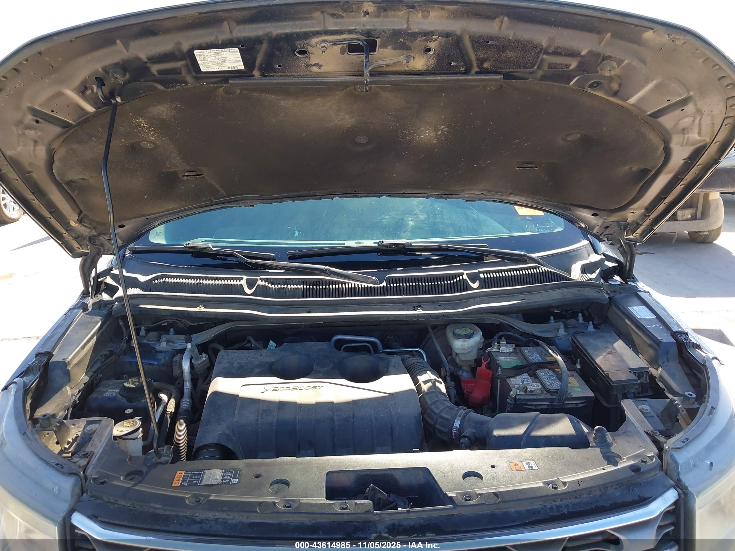 FORD EXPLORER image 10