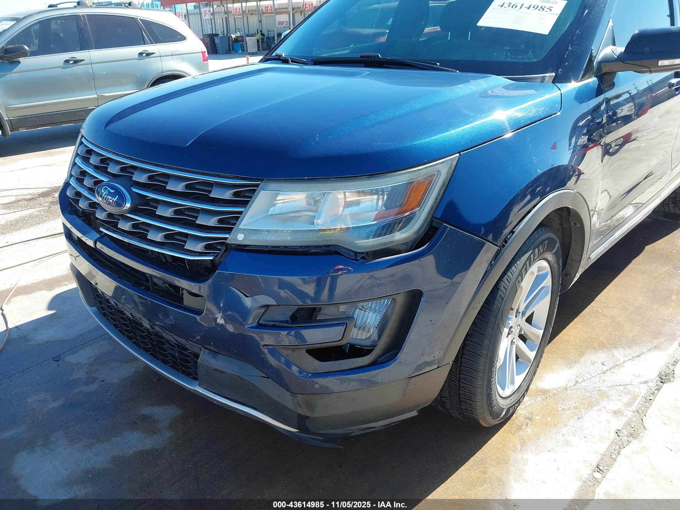 FORD EXPLORER image 6