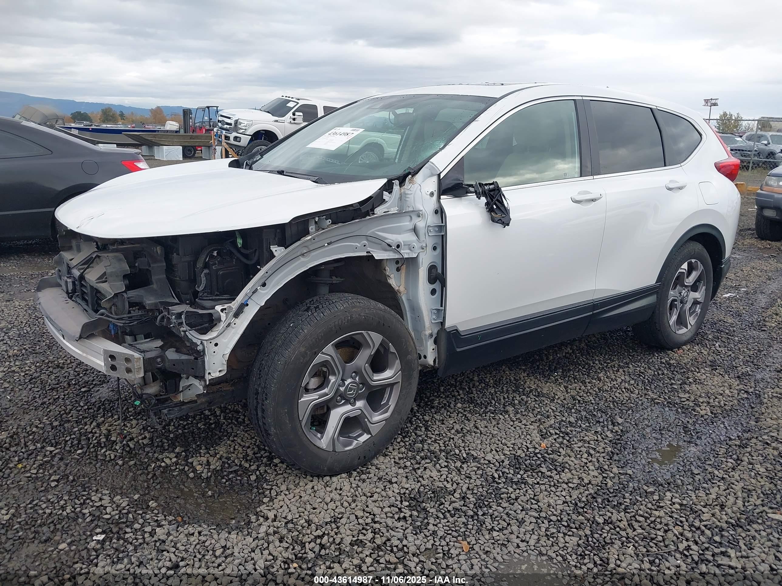 HONDA CR-V image 2