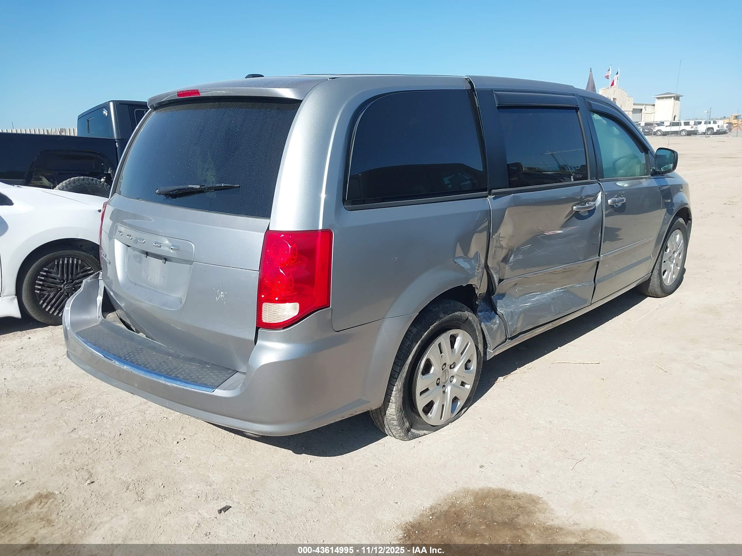 DODGE GRAND image 4