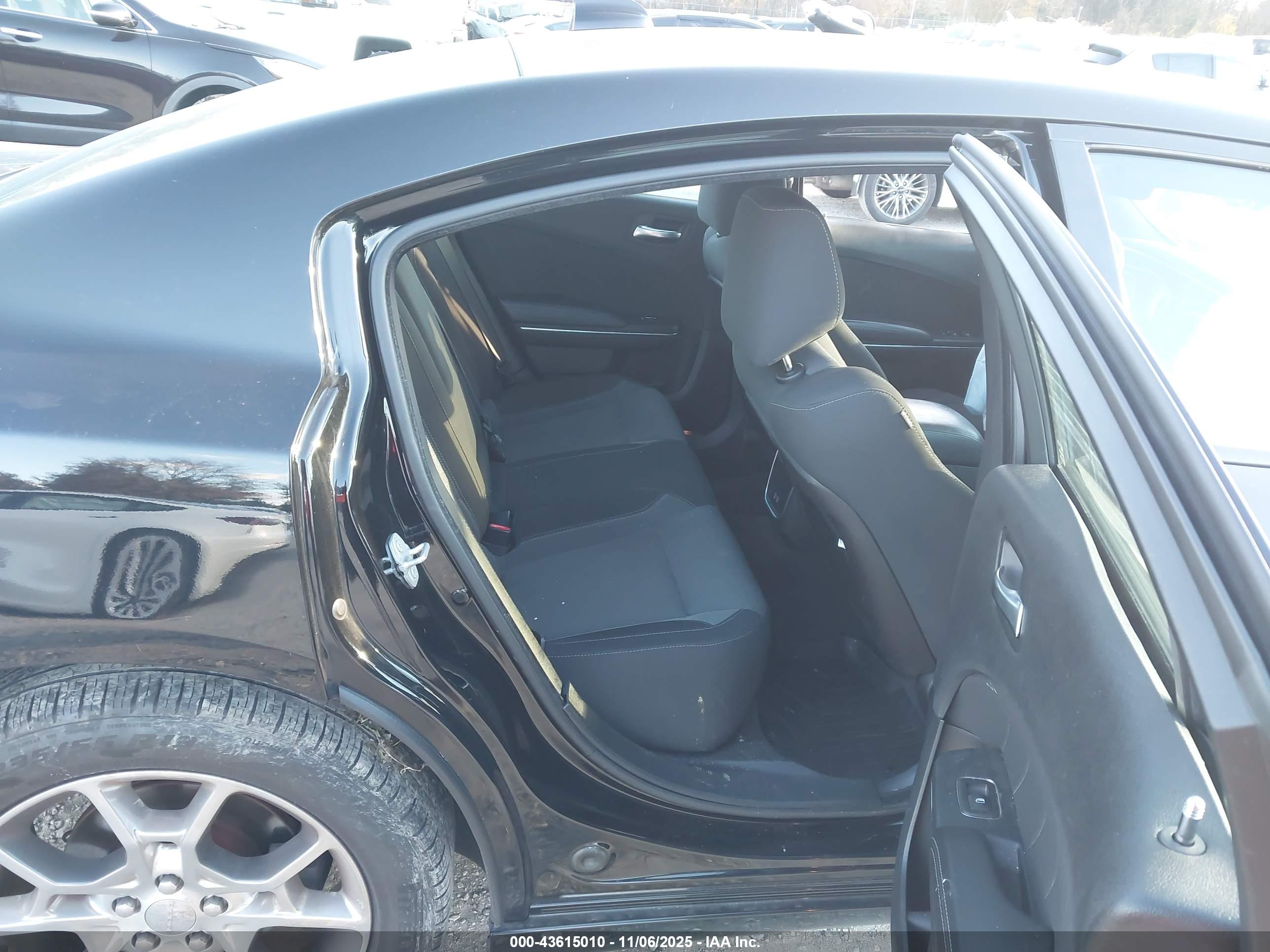 DODGE CHARGER image 8
