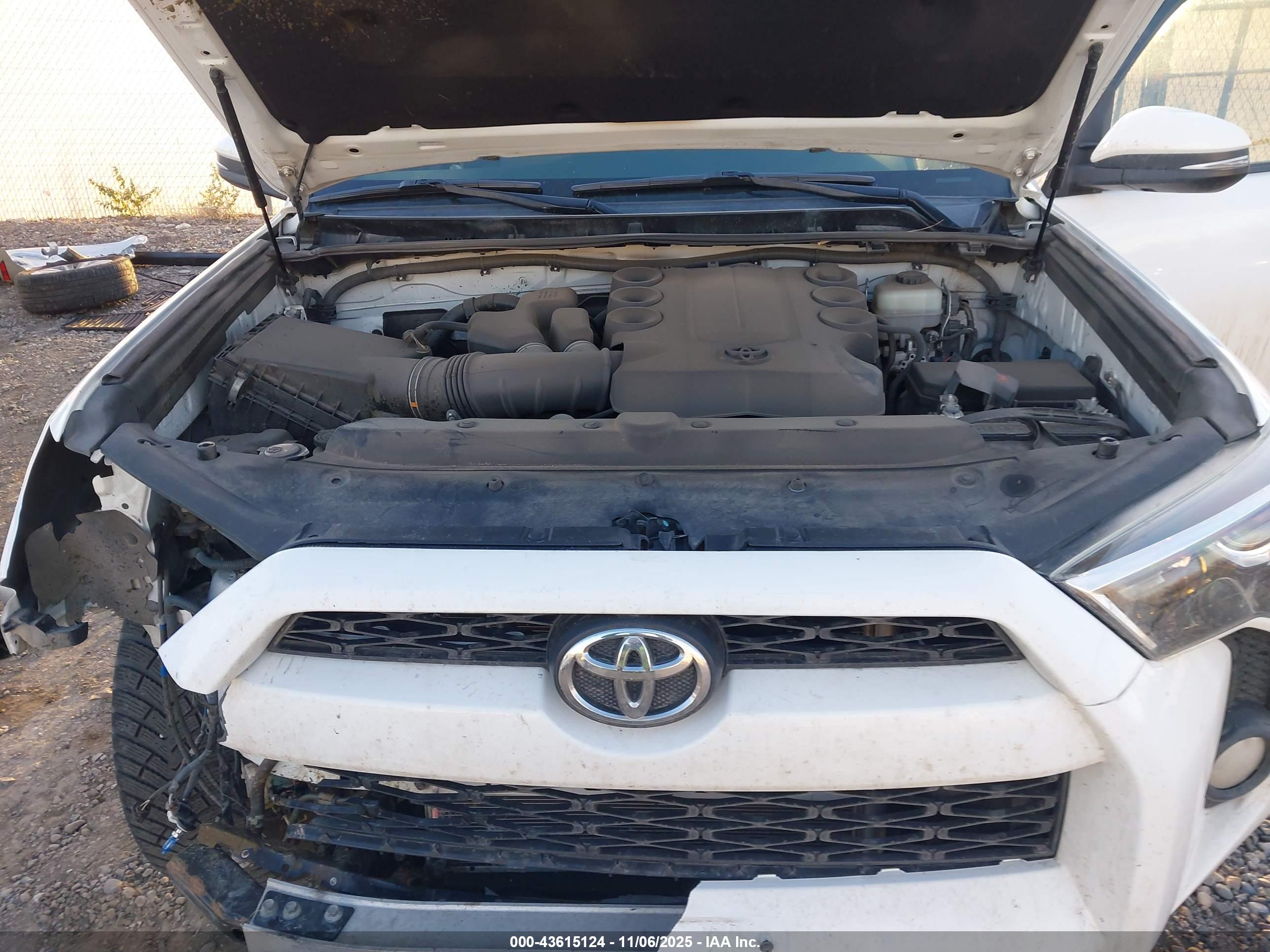 TOYOTA 4RUNNER image 10