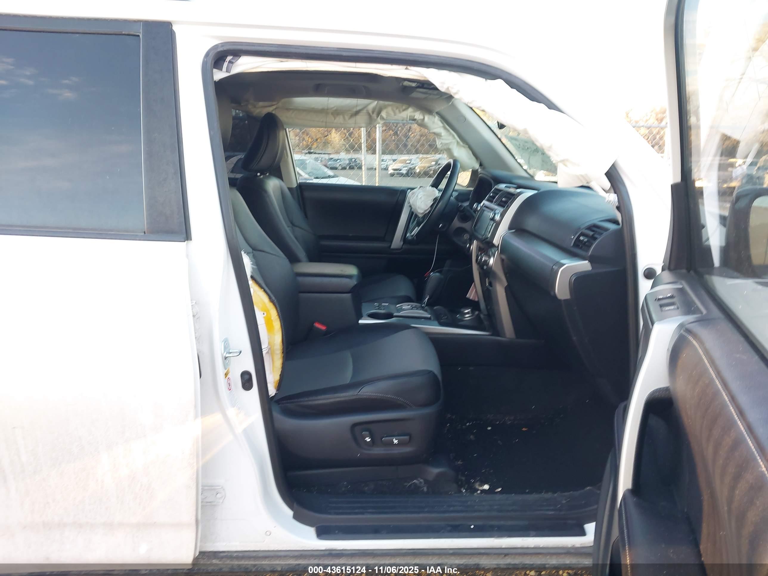 TOYOTA 4RUNNER image 5