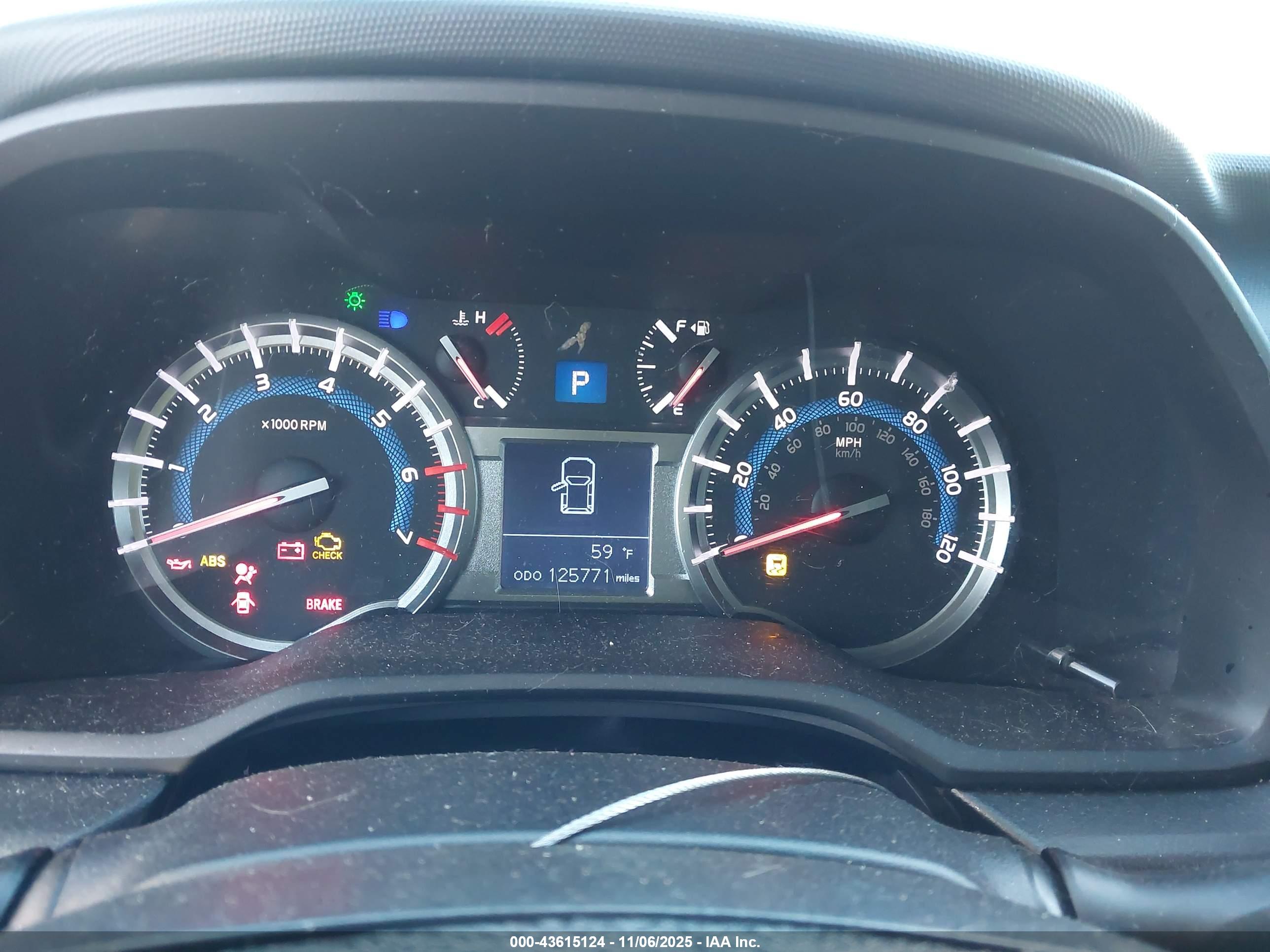 TOYOTA 4RUNNER image 7