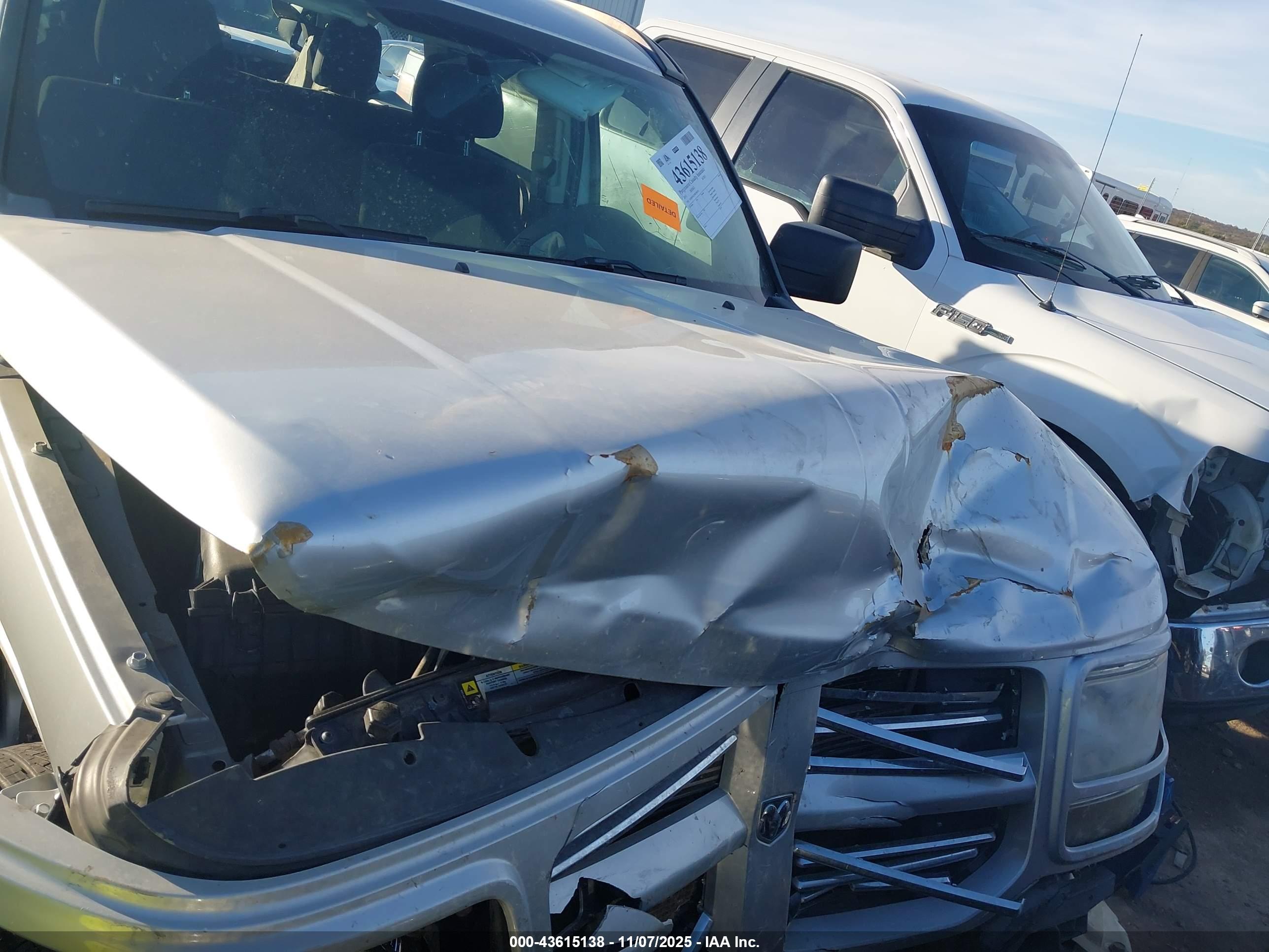 DODGE NITRO image 10