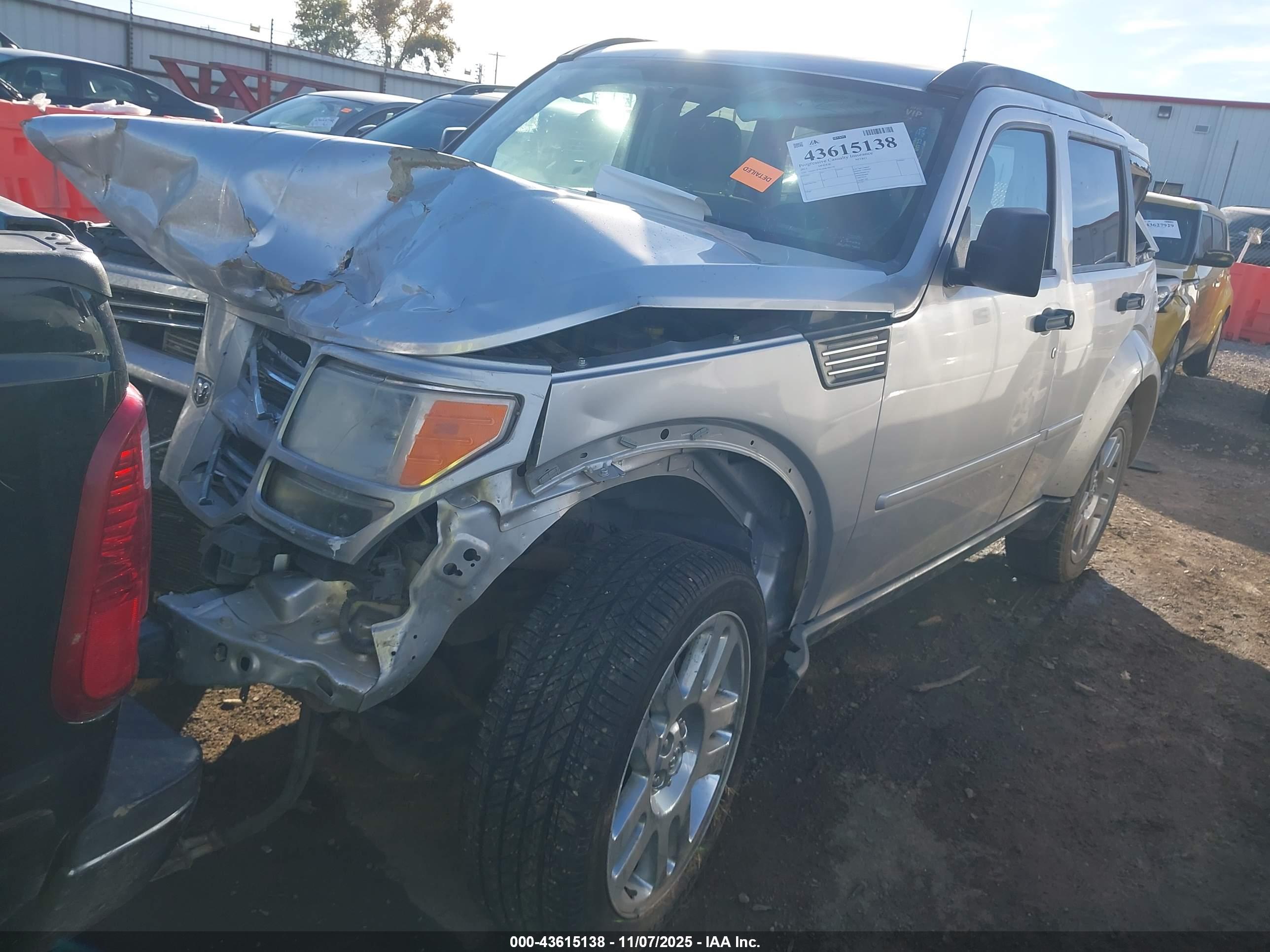 DODGE NITRO image 2