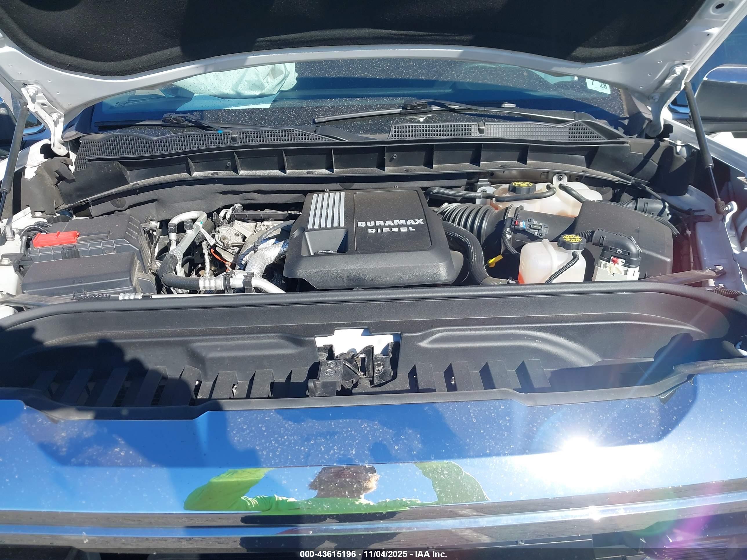 GMC SIERRA image 10