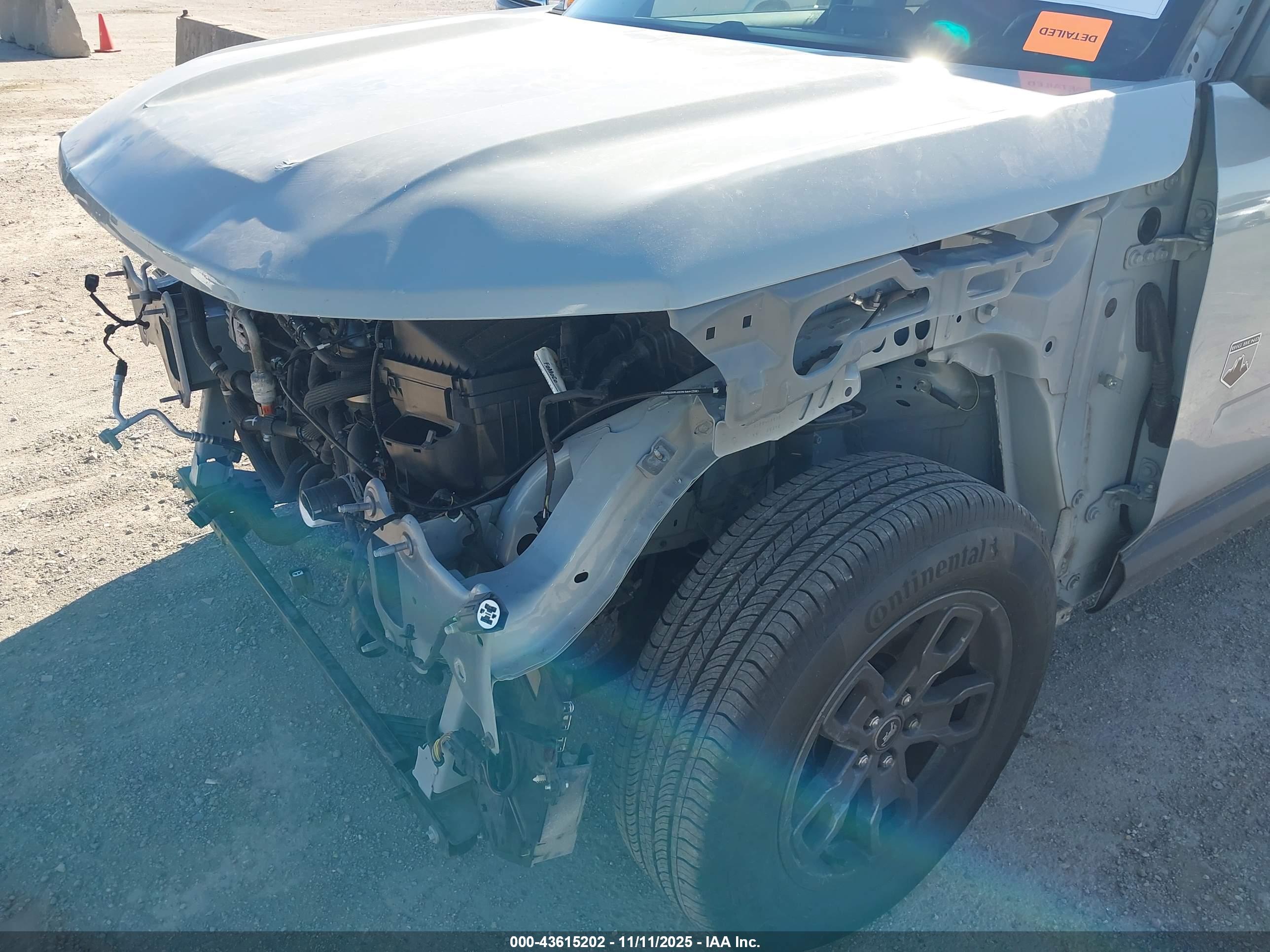 FORD BRONCO image 6