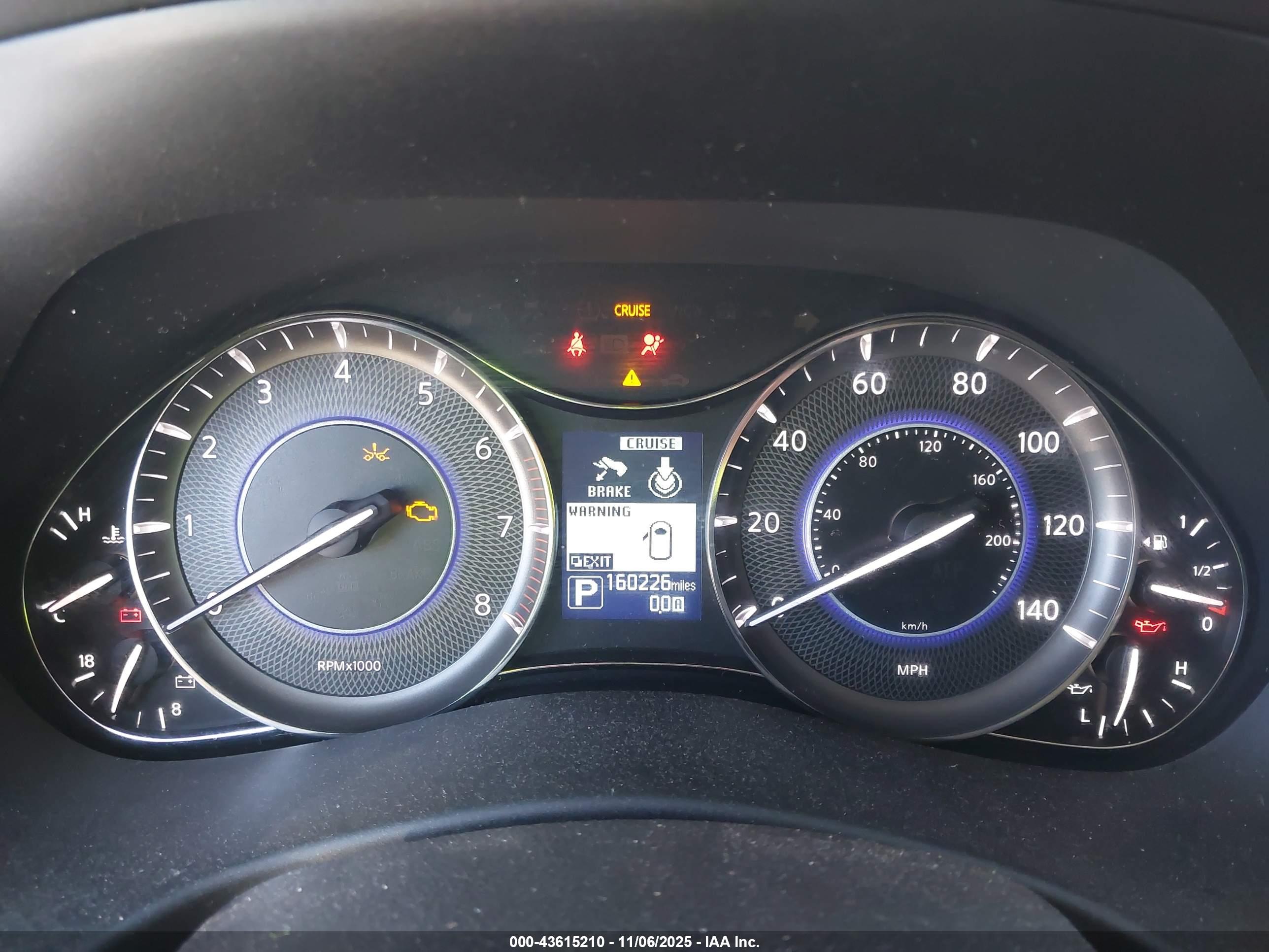 INFINITI QX80 image 7