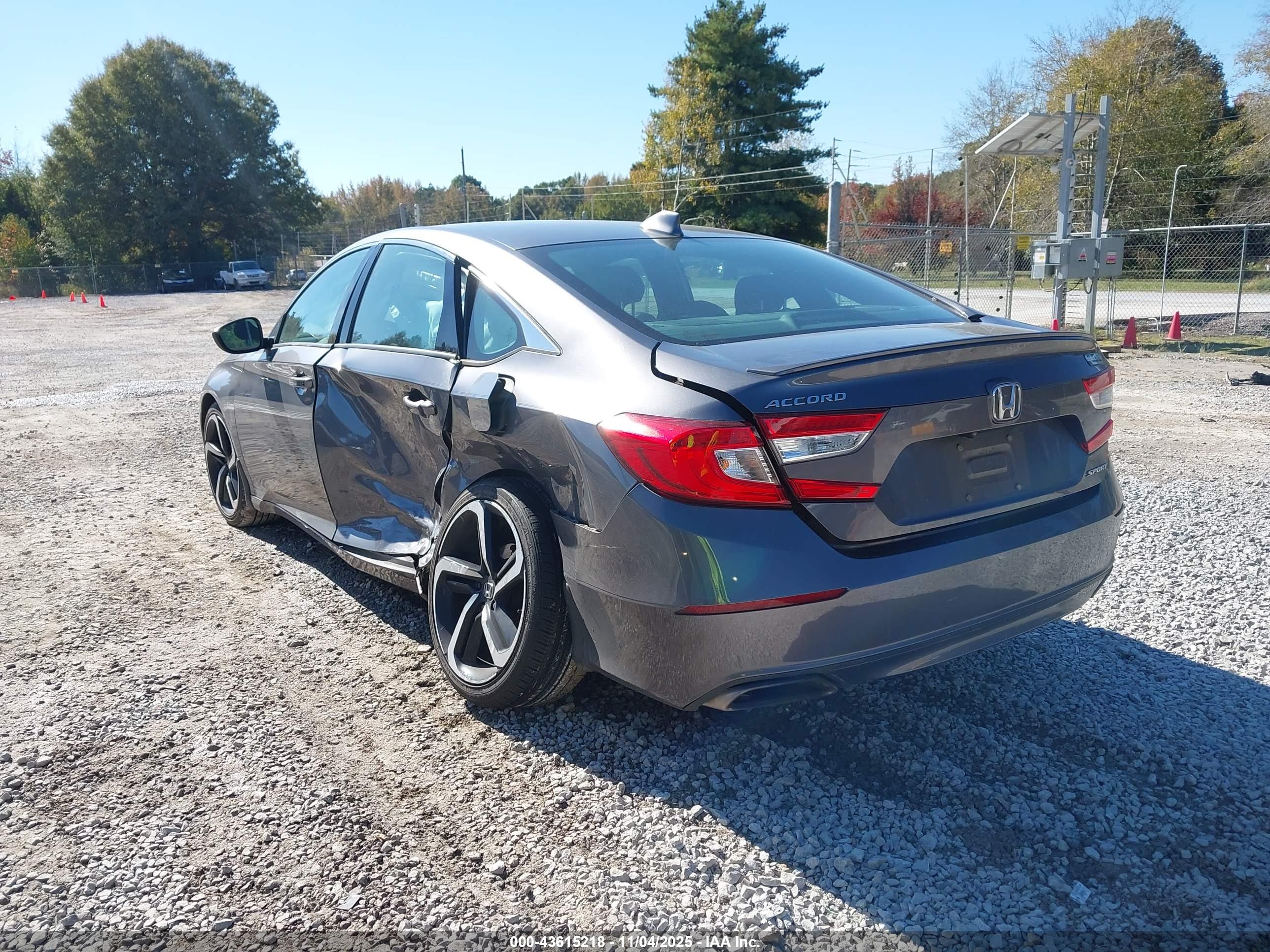HONDA ACCORD image 6