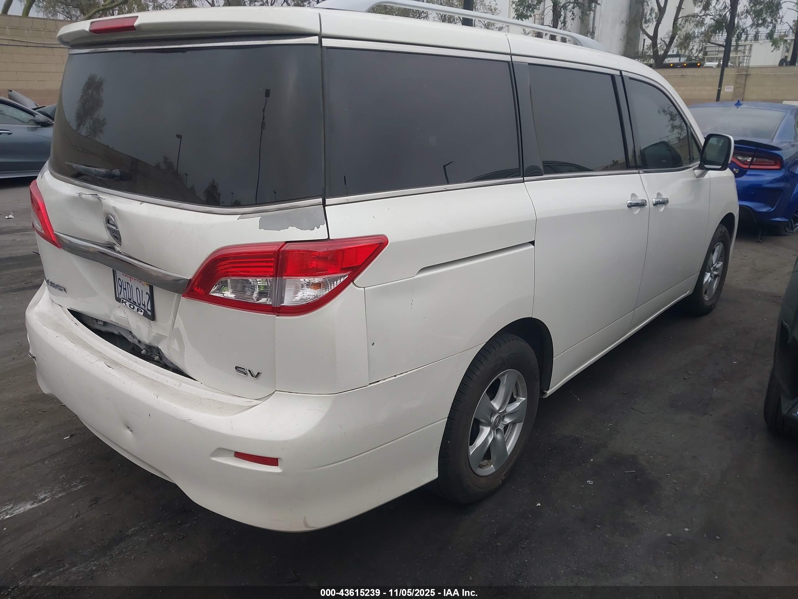 NISSAN QUEST image 4
