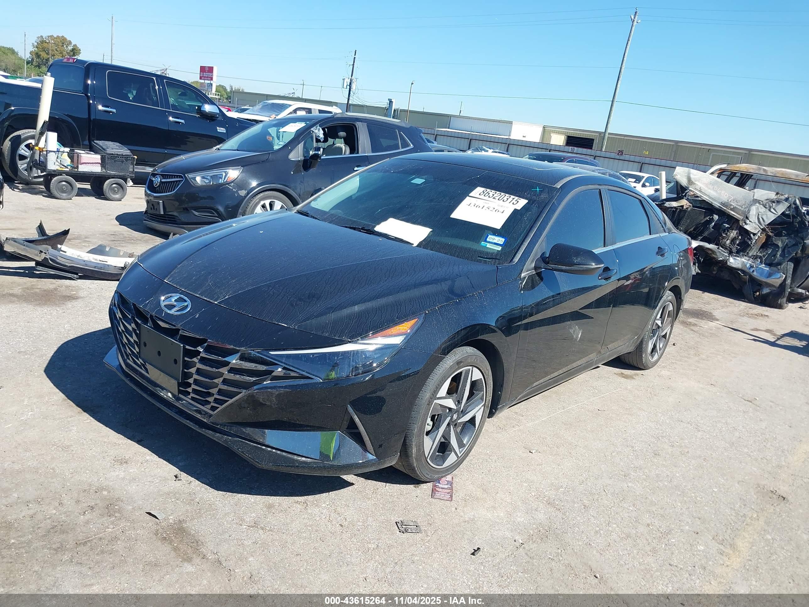 HYUNDAI ELANTRA image 2