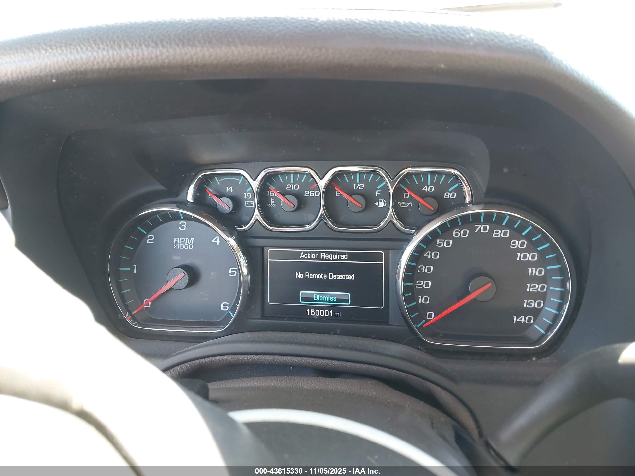 CHEVROLET SUBURBAN image 7