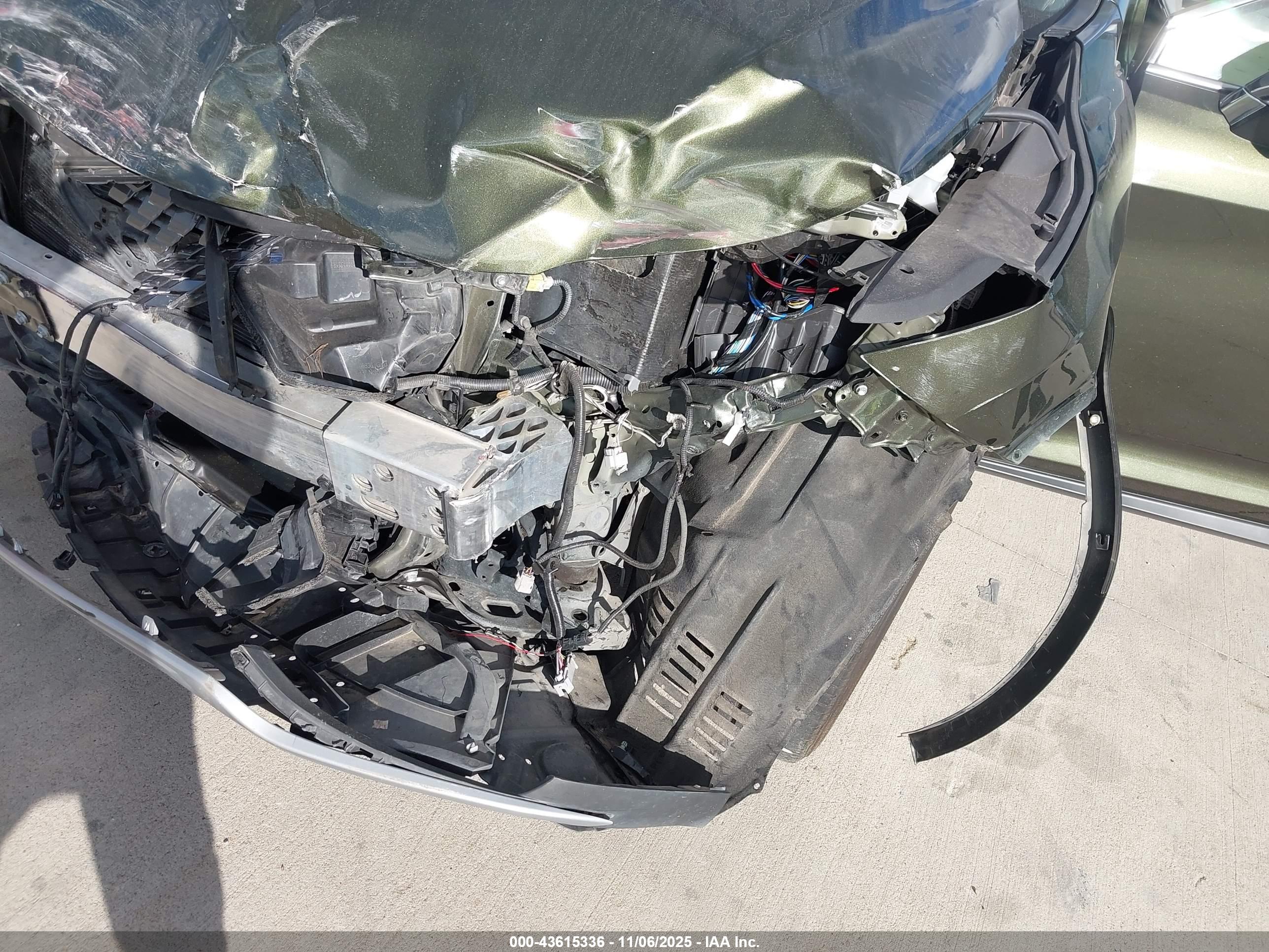LEXUS RX image 6
