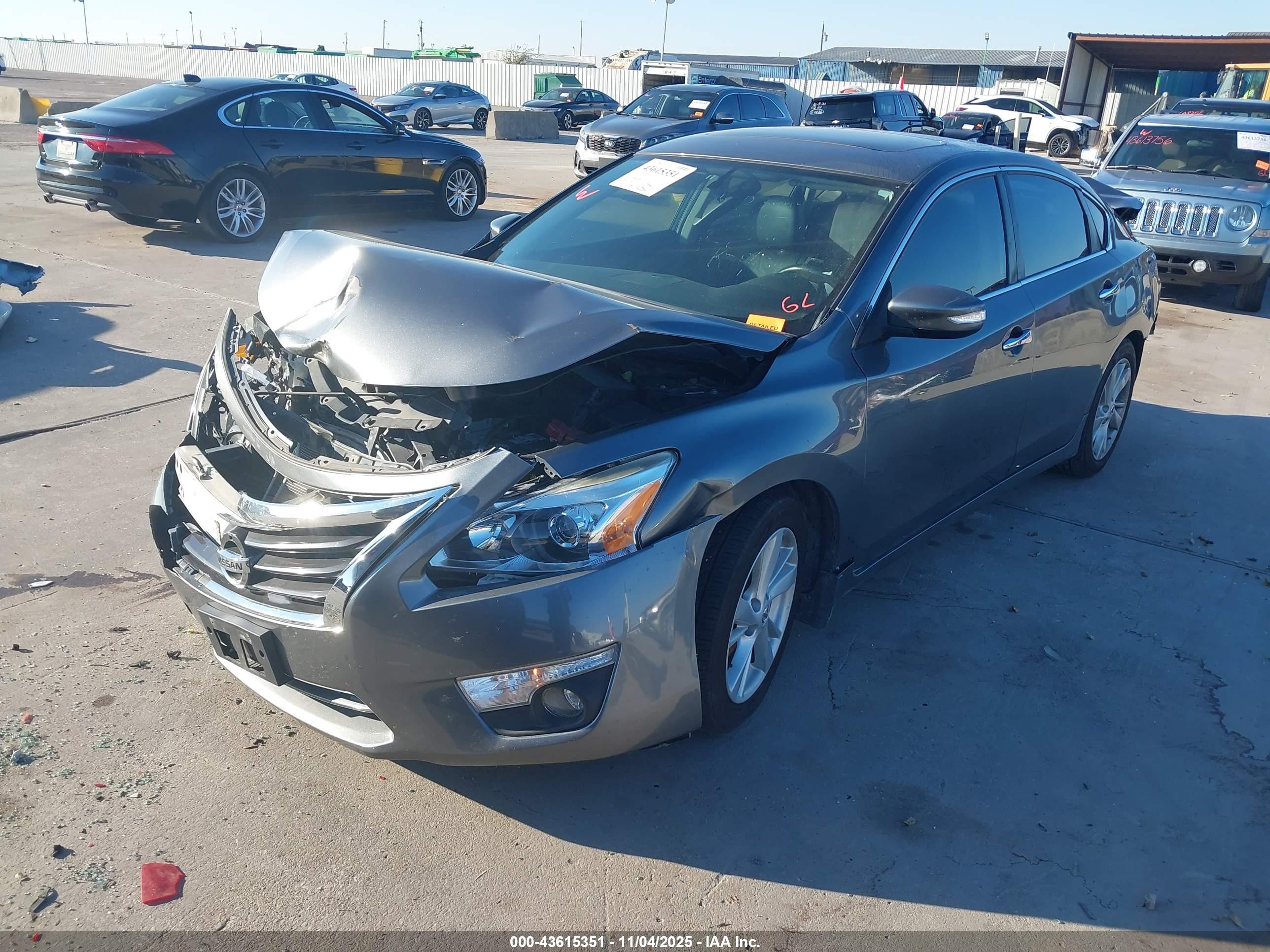 NISSAN ALTIMA image 2