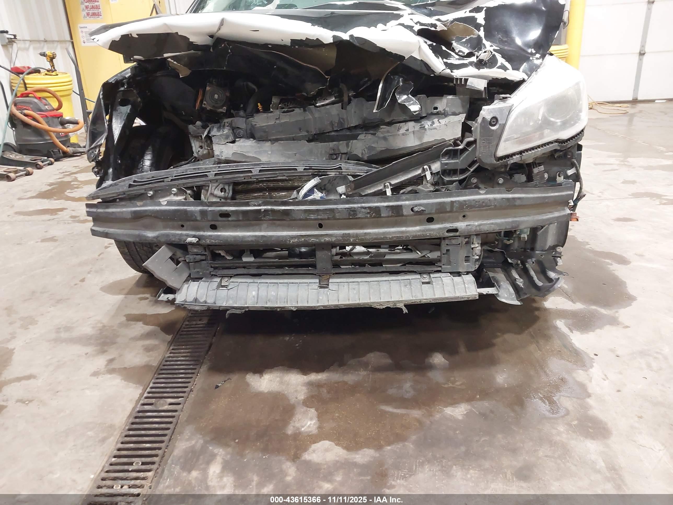 SUBARU LEGACY image 6